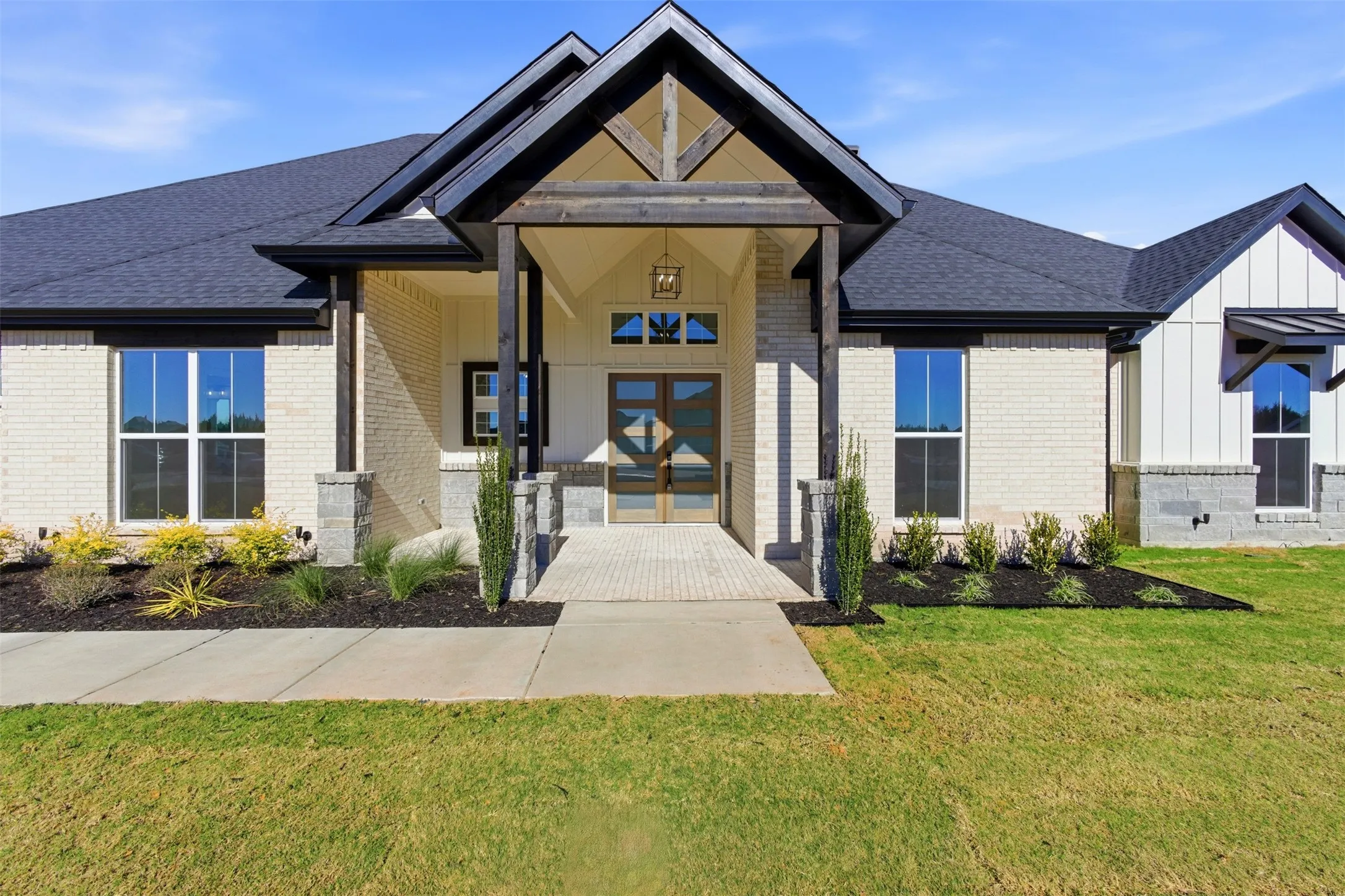 Single Family Residence For Sale in Ellis County , 1431 Westgrove Lane, Waxahachie, Texas 75165, 4 Bedroom, 4 Bathroom, 3 Garage spaces, 3,219 Sqft, built in 2025, New Construction - Incomplete, mls#21125980, Real Estate Agent in Waxahachie, Homes For Sale in Ellis county, Homes For Sale in Waxahachie, Realtor in Waxahachie Texas, Real Estate Brokerage Independent Realty Texas, Luminita Cordes Realtor