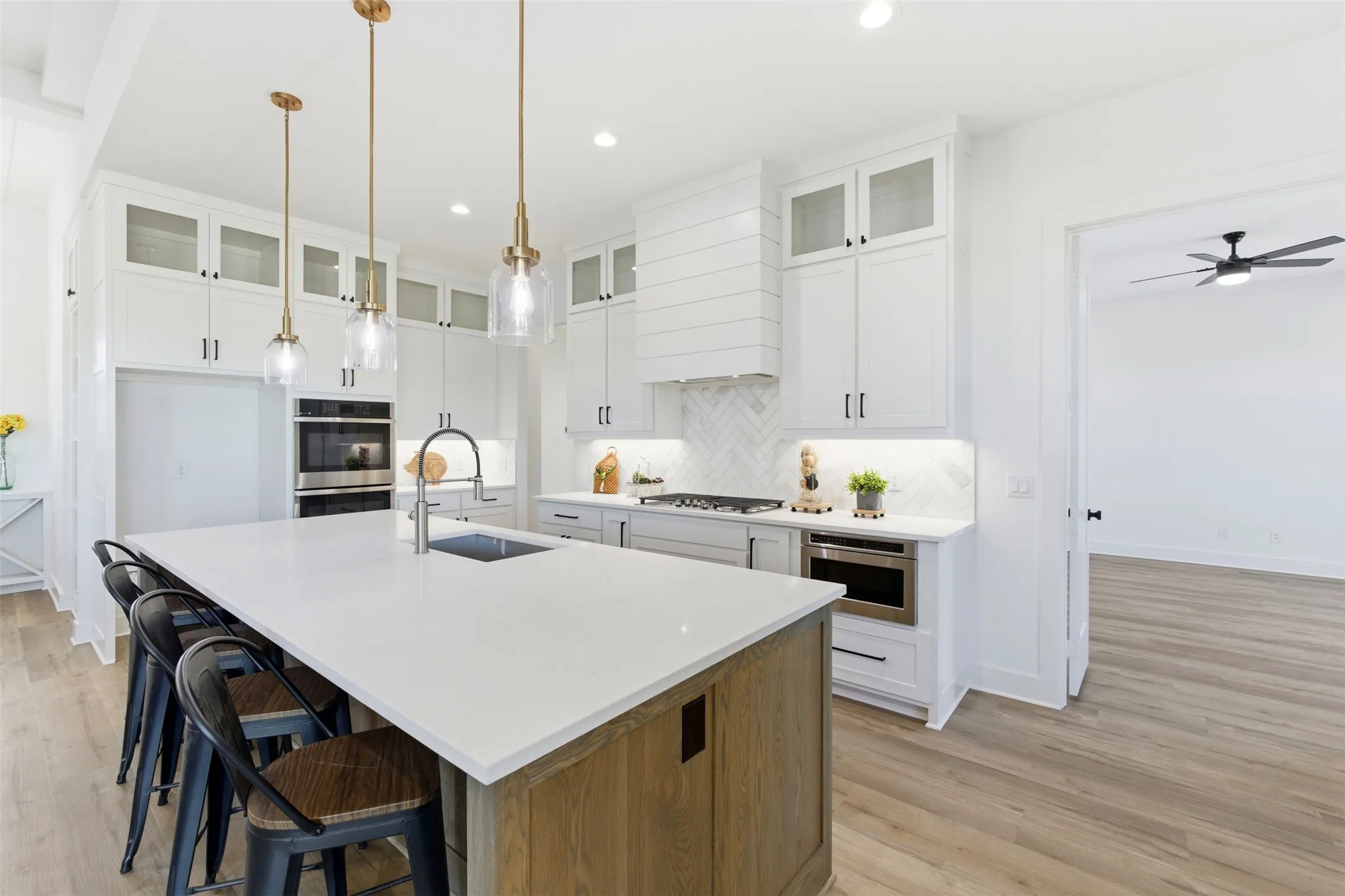 Single Family Residence For Sale in Ellis County , 1431 Westgrove Lane, Waxahachie, Texas 75165, 4 Bedroom, 4 Bathroom, 3 Garage spaces, 3,219 Sqft, built in 2025, New Construction - Incomplete, mls#21125980, Real Estate Agent in Waxahachie, Homes For Sale in Ellis county, Homes For Sale in Waxahachie, Realtor in Waxahachie Texas, Real Estate Brokerage Independent Realty Texas, Luminita Cordes Realtor