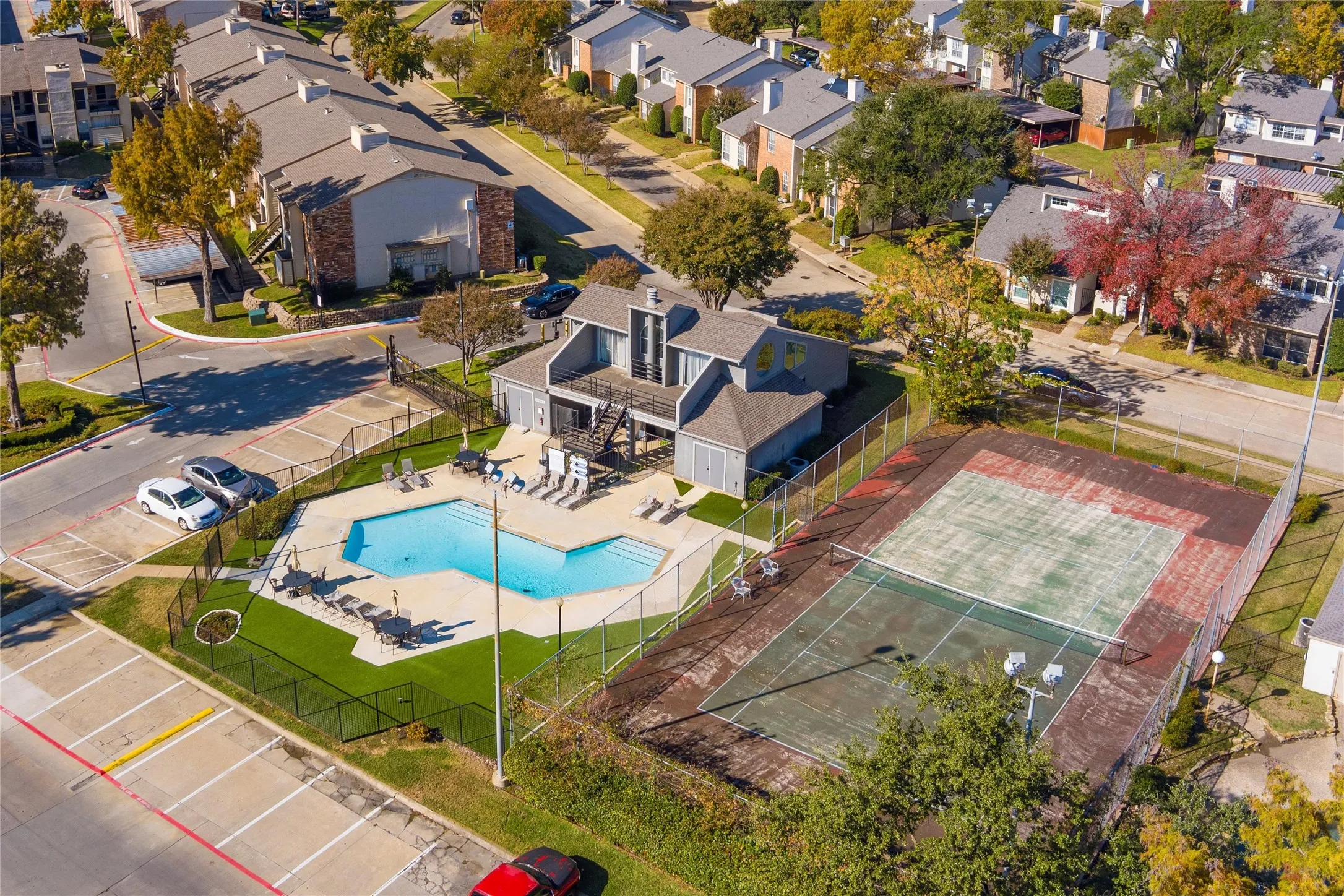 Condominium For Rent in Dallas County , 12482 Abrams Road 1327, Dallas, Texas 75243, 2 Bedroom, 2 Bathroom, Garage spaces, 959 Sqft, built in 1982, Preowned, mls#21126254, Real Estate Agent in Dallas, Homes For Rent in Dallas county, Homes For Rent in Dallas, Realtor in Dallas Texas, Real Estate Brokerage Independent Realty Texas, Luminita Cordes Realtor