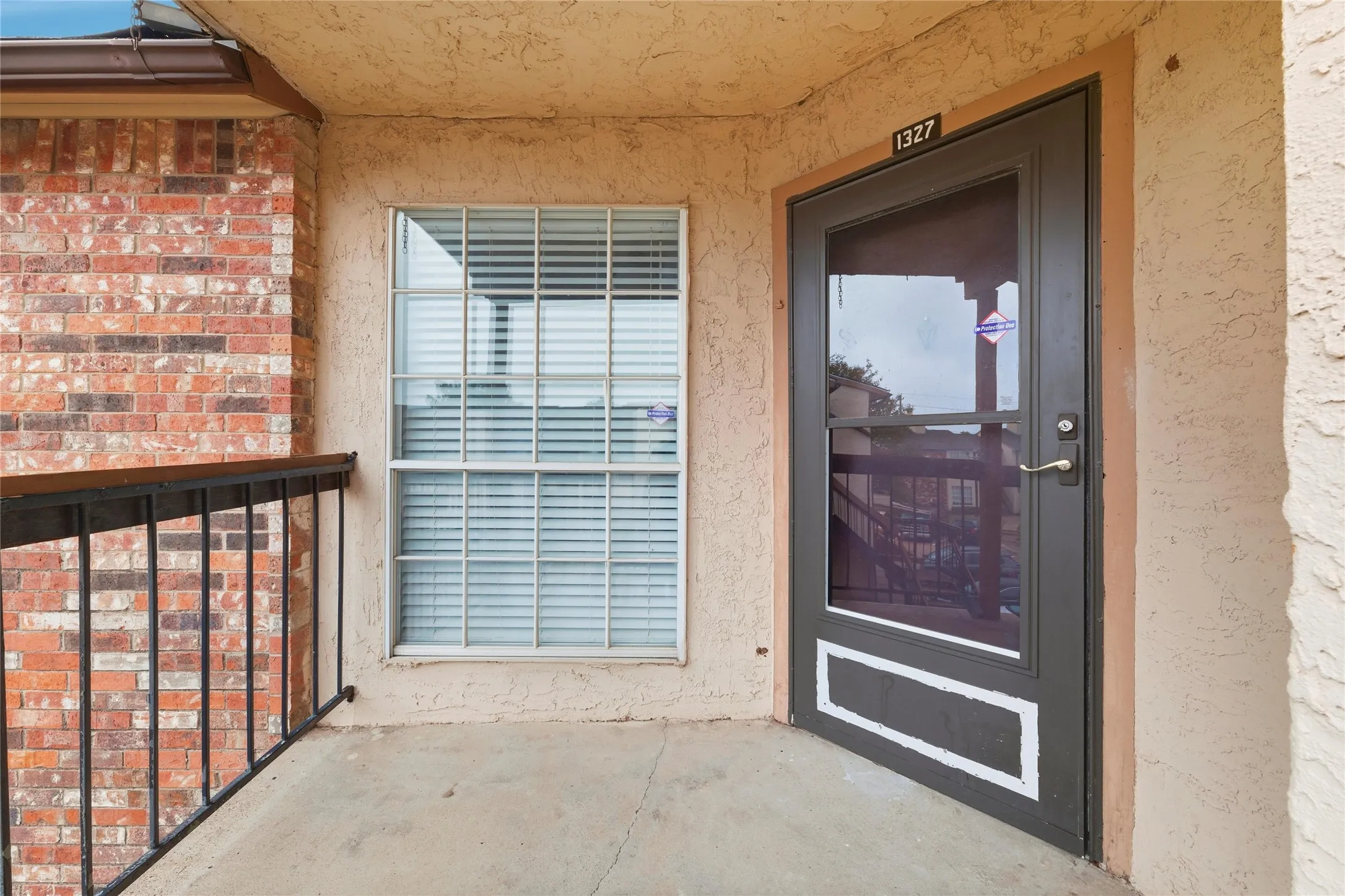 Condominium For Rent in Dallas County , 12482 Abrams Road 1327, Dallas, Texas 75243, 2 Bedroom, 2 Bathroom, Garage spaces, 959 Sqft, built in 1982, Preowned, mls#21126254, Real Estate Agent in Dallas, Homes For Rent in Dallas county, Homes For Rent in Dallas, Realtor in Dallas Texas, Real Estate Brokerage Independent Realty Texas, Luminita Cordes Realtor
