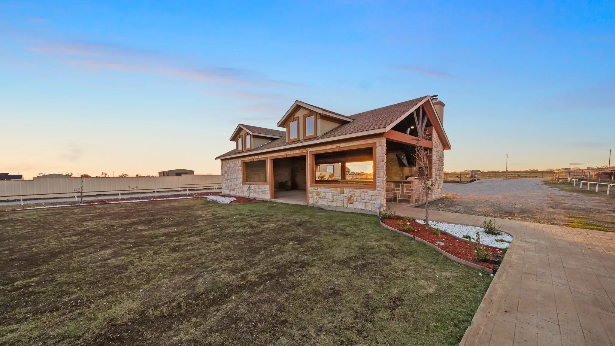 Single Family Residence For Sale in Collin County , 9141 County Road 591, Nevada, Texas 75173, 4 Bedroom, 3 Bathroom, Garage spaces, 2,196 Sqft, built in 2018, mls#21125748, Real Estate Agent in Nevada, Homes For Sale in Collin county, Homes For Sale in Nevada, Realtor in Nevada Texas, Real Estate Brokerage Independent Realty Texas, Luminita Cordes Realtor