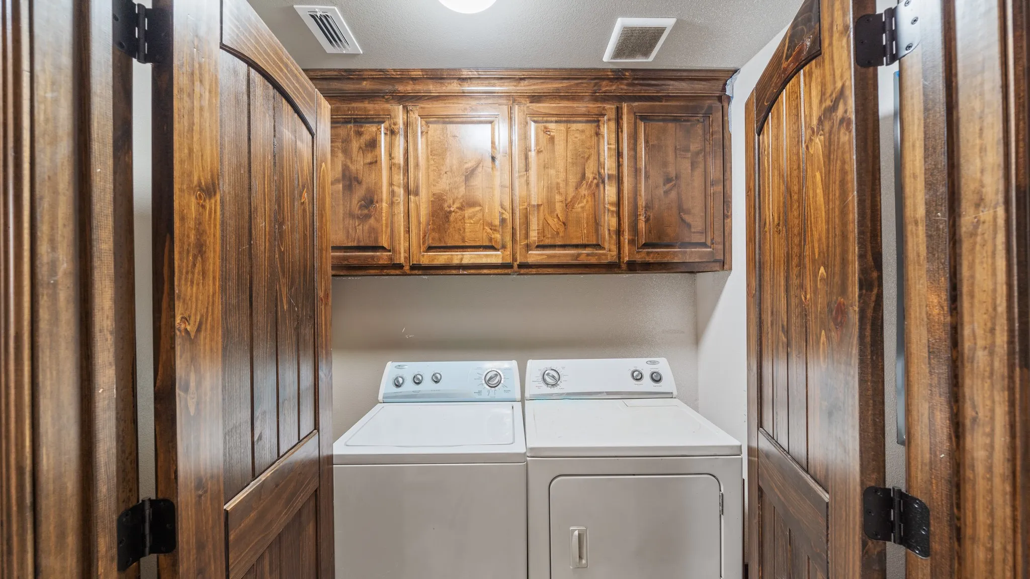 Single Family Residence For Sale in Collin County , 9141 County Road 591, Nevada, Texas 75173, 4 Bedroom, 3 Bathroom, Garage spaces, 2,196 Sqft, built in 2018, mls#21125748, Real Estate Agent in Nevada, Homes For Sale in Collin county, Homes For Sale in Nevada, Realtor in Nevada Texas, Real Estate Brokerage Independent Realty Texas, Luminita Cordes Realtor