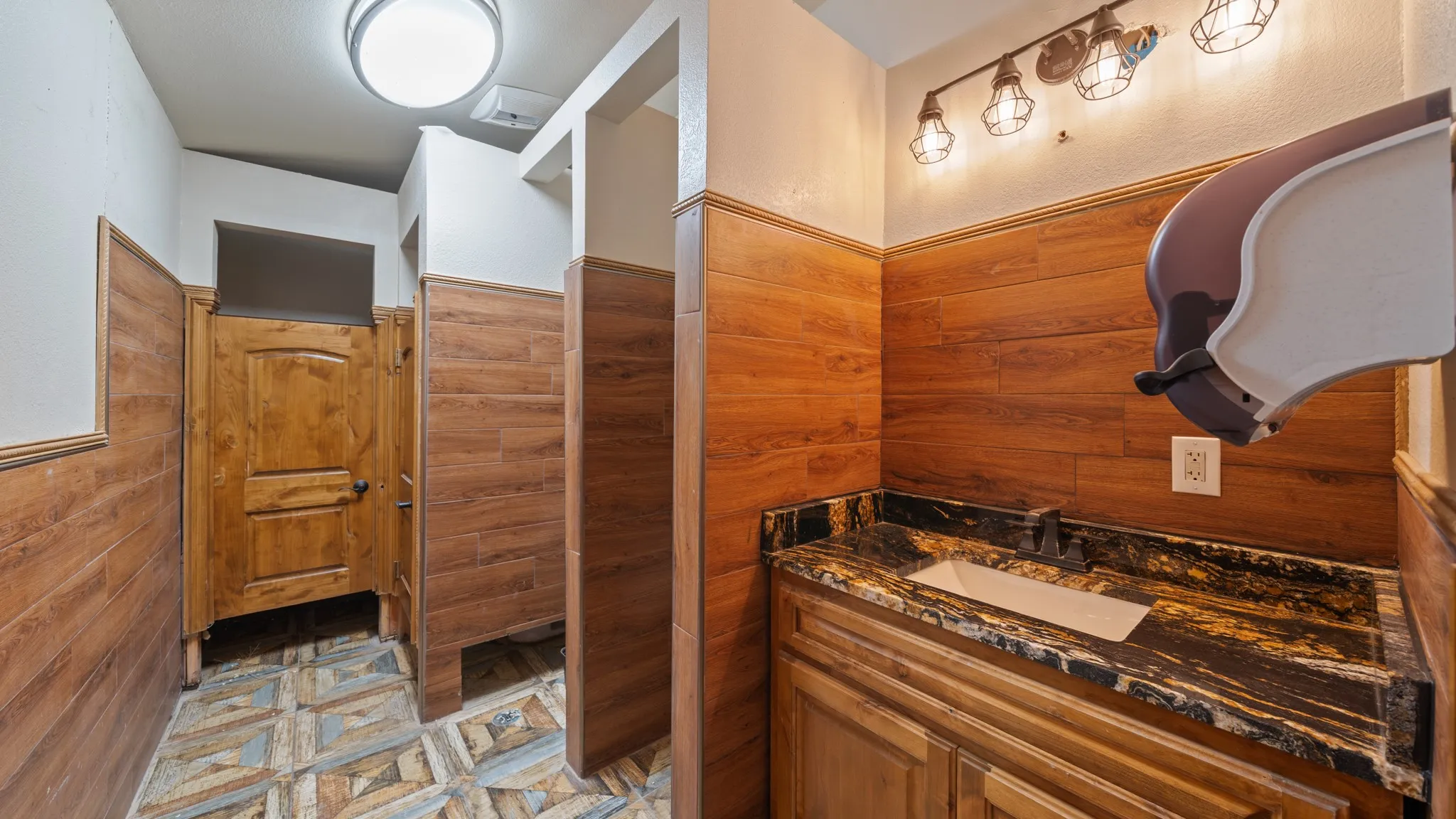 Single Family Residence For Sale in Collin County , 9141 County Road 591, Nevada, Texas 75173, 4 Bedroom, 3 Bathroom, Garage spaces, 2,196 Sqft, built in 2018, mls#21125748, Real Estate Agent in Nevada, Homes For Sale in Collin county, Homes For Sale in Nevada, Realtor in Nevada Texas, Real Estate Brokerage Independent Realty Texas, Luminita Cordes Realtor