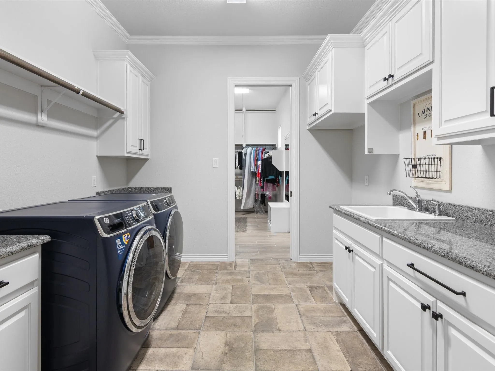 Single Family Residence For Sale in Parker County , 212 Nueces Trail, Aledo, Texas 76008, 4 Bedroom, 5 Bathroom, 4 Garage spaces, 4,290 Sqft, built in 2018, Preowned, mls#21124406, Real Estate Agent in Aledo, Homes For Sale in Parker county, Homes For Sale in Aledo, Realtor in Aledo Texas, Real Estate Brokerage Independent Realty Texas, Luminita Cordes Realtor