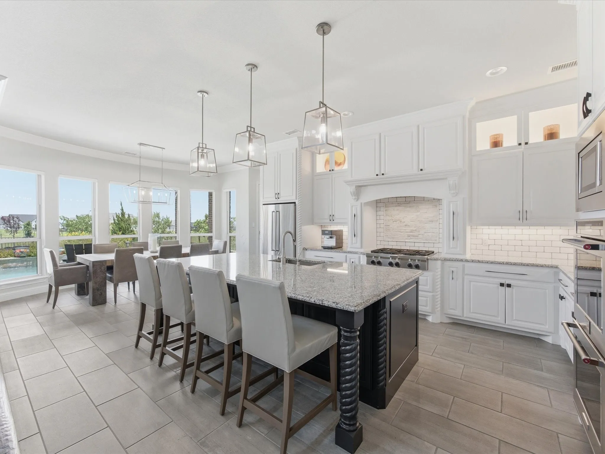 Single Family Residence For Sale in Parker County , 212 Nueces Trail, Aledo, Texas 76008, 4 Bedroom, 5 Bathroom, 4 Garage spaces, 4,290 Sqft, built in 2018, Preowned, mls#21124406, Real Estate Agent in Aledo, Homes For Sale in Parker county, Homes For Sale in Aledo, Realtor in Aledo Texas, Real Estate Brokerage Independent Realty Texas, Luminita Cordes Realtor