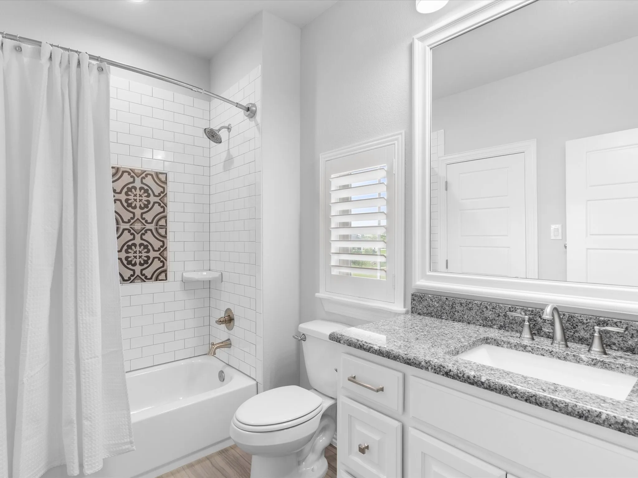 Single Family Residence For Sale in Parker County , 212 Nueces Trail, Aledo, Texas 76008, 4 Bedroom, 5 Bathroom, 4 Garage spaces, 4,290 Sqft, built in 2018, Preowned, mls#21124406, Real Estate Agent in Aledo, Homes For Sale in Parker county, Homes For Sale in Aledo, Realtor in Aledo Texas, Real Estate Brokerage Independent Realty Texas, Luminita Cordes Realtor