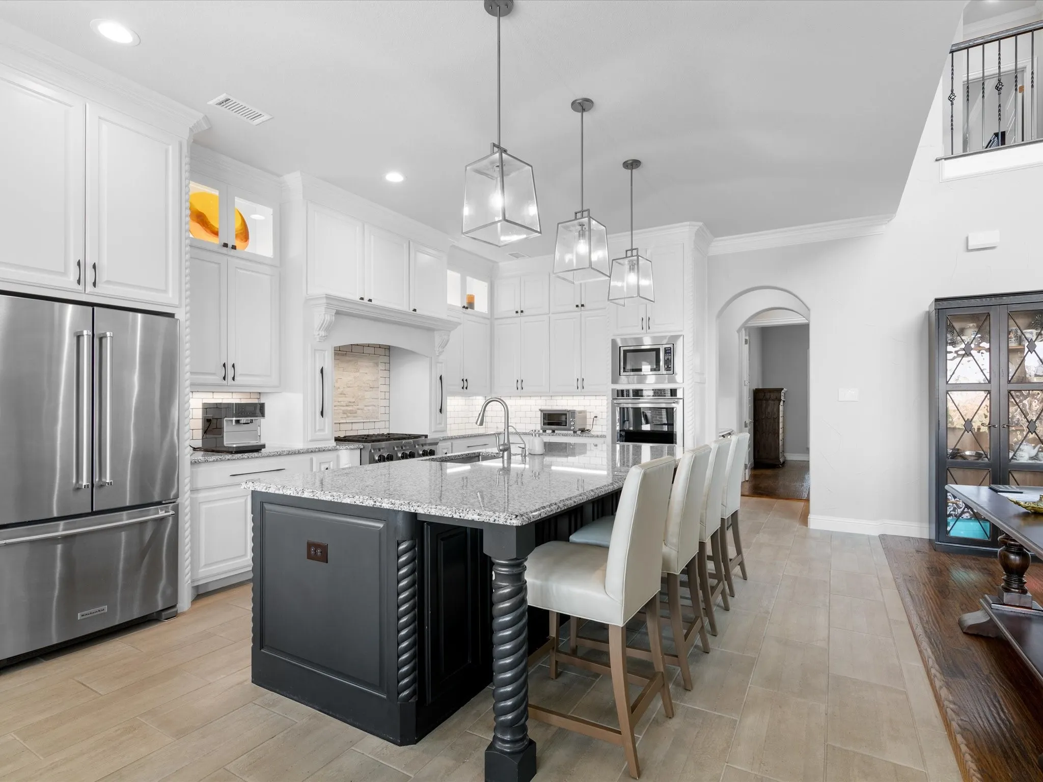 Single Family Residence For Sale in Parker County , 212 Nueces Trail, Aledo, Texas 76008, 4 Bedroom, 5 Bathroom, 4 Garage spaces, 4,290 Sqft, built in 2018, Preowned, mls#21124406, Real Estate Agent in Aledo, Homes For Sale in Parker county, Homes For Sale in Aledo, Realtor in Aledo Texas, Real Estate Brokerage Independent Realty Texas, Luminita Cordes Realtor