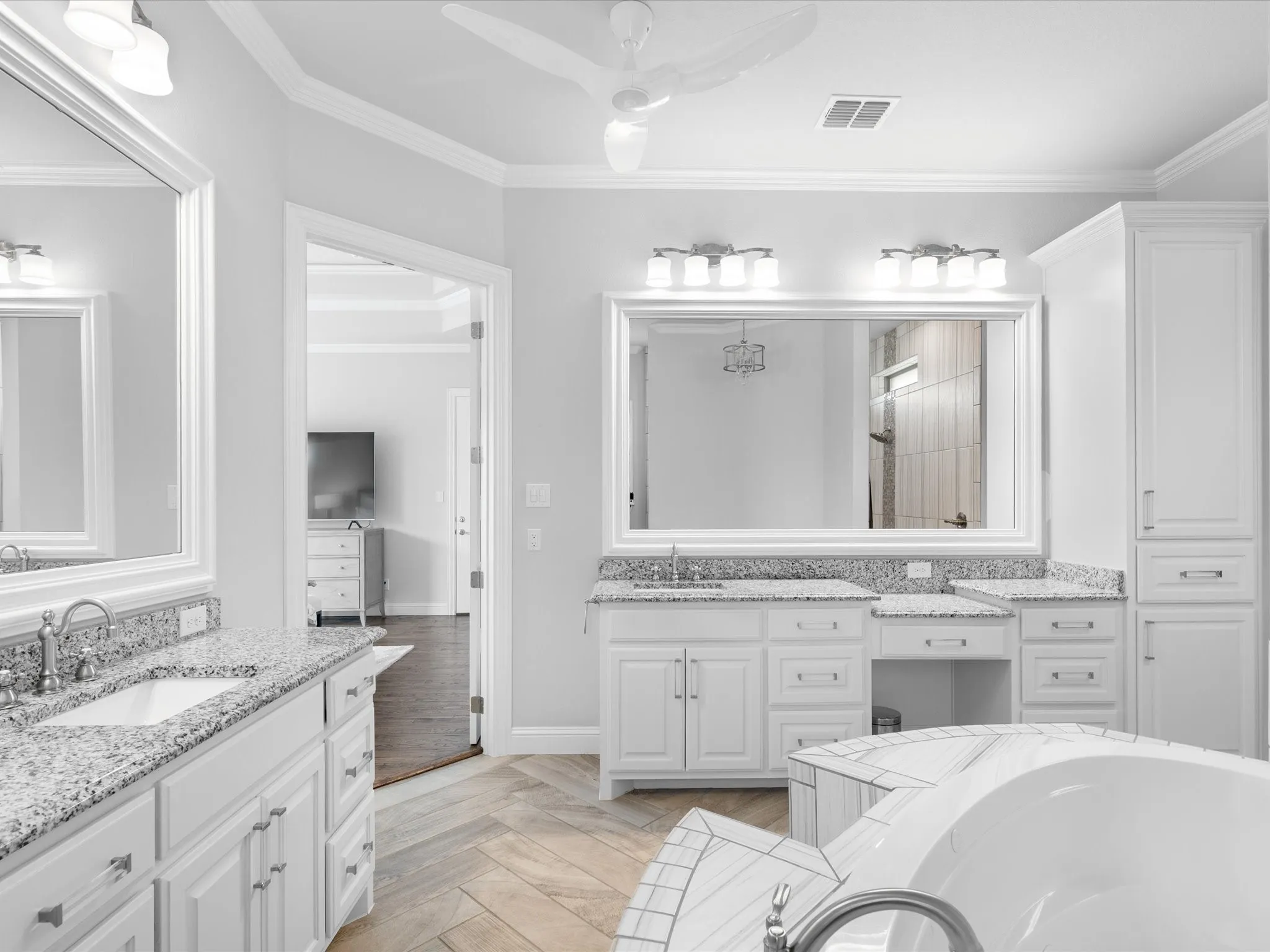 Single Family Residence For Sale in Parker County , 212 Nueces Trail, Aledo, Texas 76008, 4 Bedroom, 5 Bathroom, 4 Garage spaces, 4,290 Sqft, built in 2018, Preowned, mls#21124406, Real Estate Agent in Aledo, Homes For Sale in Parker county, Homes For Sale in Aledo, Realtor in Aledo Texas, Real Estate Brokerage Independent Realty Texas, Luminita Cordes Realtor