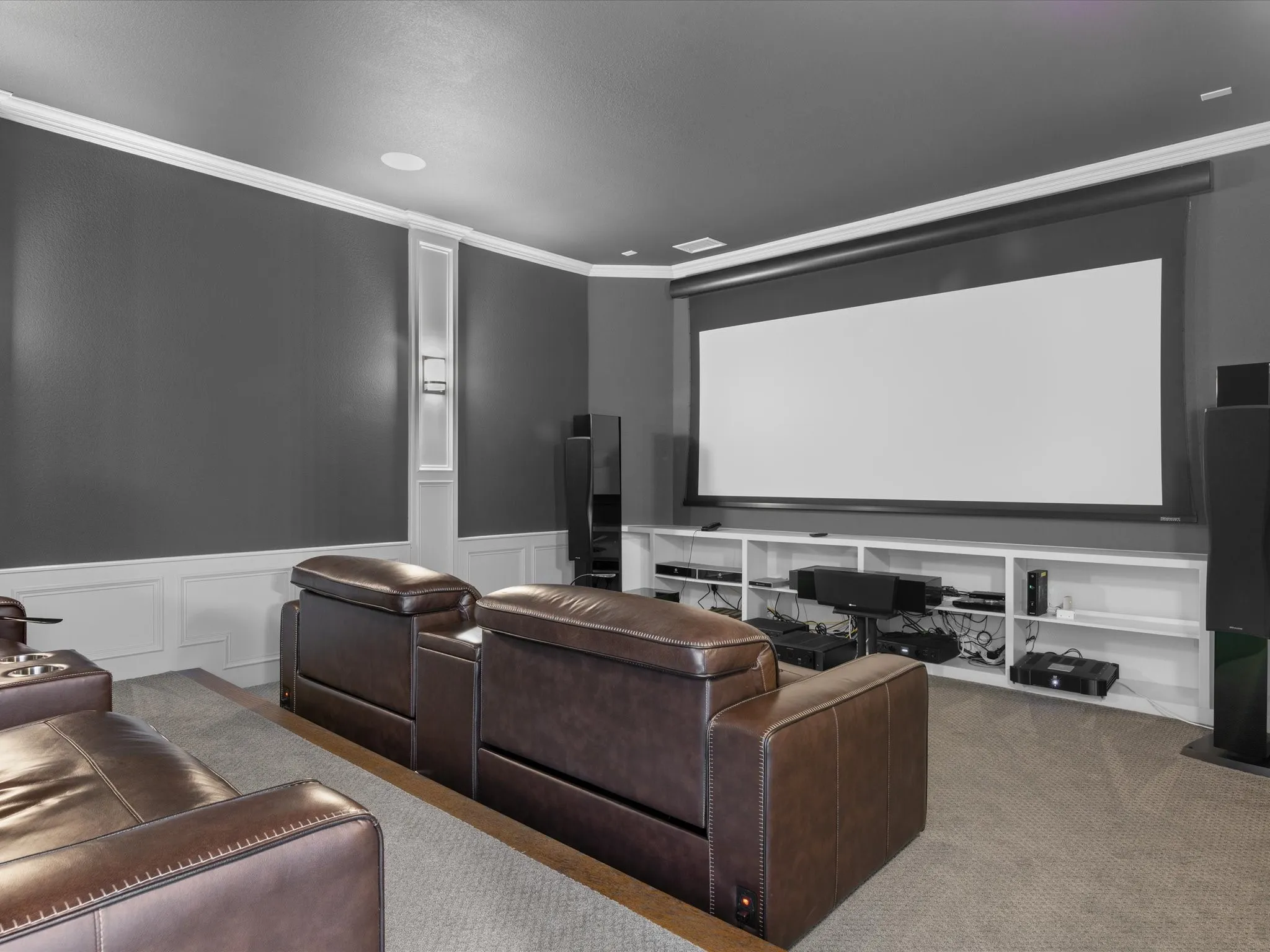 Single Family Residence For Sale in Parker County , 212 Nueces Trail, Aledo, Texas 76008, 4 Bedroom, 5 Bathroom, 4 Garage spaces, 4,290 Sqft, built in 2018, Preowned, mls#21124406, Real Estate Agent in Aledo, Homes For Sale in Parker county, Homes For Sale in Aledo, Realtor in Aledo Texas, Real Estate Brokerage Independent Realty Texas, Luminita Cordes Realtor