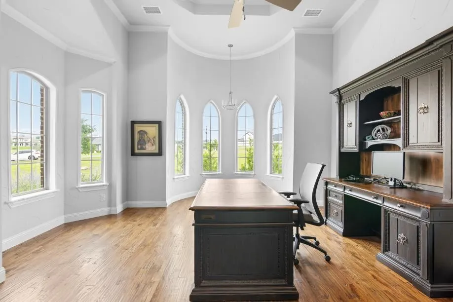 Single Family Residence For Sale in Parker County , 212 Nueces Trail, Aledo, Texas 76008, 4 Bedroom, 5 Bathroom, 4 Garage spaces, 4,290 Sqft, built in 2018, Preowned, mls#21124406, Real Estate Agent in Aledo, Homes For Sale in Parker county, Homes For Sale in Aledo, Realtor in Aledo Texas, Real Estate Brokerage Independent Realty Texas, Luminita Cordes Realtor