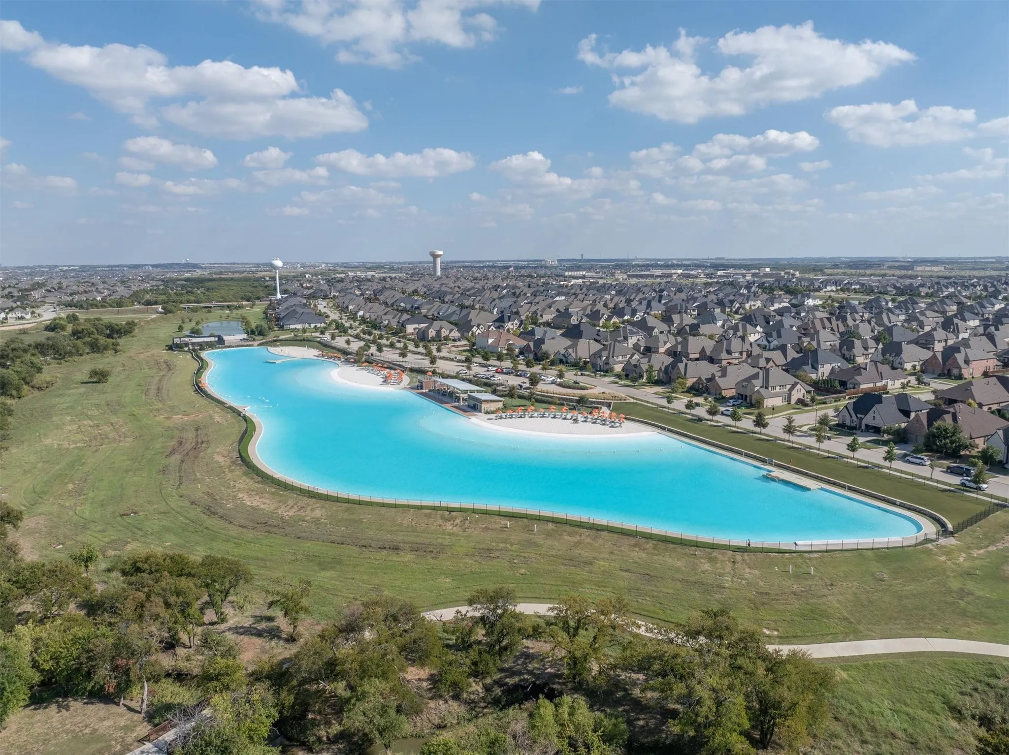 Single Family Residence For Sale in Denton County , 4200 Coopwood Drive, Prosper, Texas 75078, 5 Bedrooms, 6 Bathrooms, 3 Garage spaces, 3,879 Sqft, built in 2021, Preowned, Price $1,075,000, mls#21116267, Real Estate Agent in Prosper, Homes For Sale in Denton county, Homes For Sale in Prosper, Realtor in Prosper Texas, Real Estate Brokerage Independent Realty Texas, Luminita Cordes Realtor