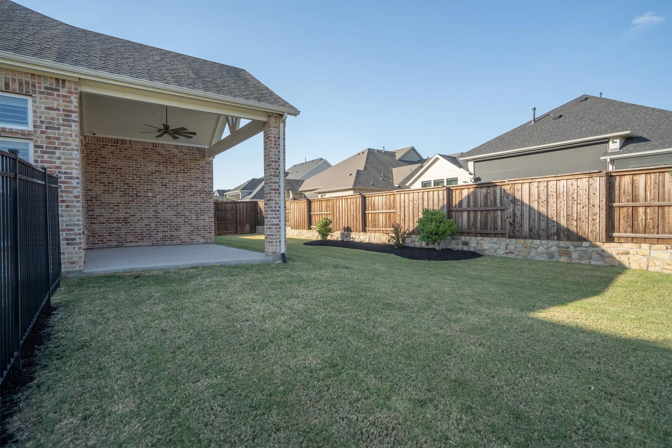 Single Family Residence For Sale in Denton County , 4200 Coopwood Drive, Prosper, Texas 75078, 5 Bedrooms, 6 Bathrooms, 3 Garage spaces, 3,879 Sqft, built in 2021, Preowned, Price $1,075,000, mls#21116267, Real Estate Agent in Prosper, Homes For Sale in Denton county, Homes For Sale in Prosper, Realtor in Prosper Texas, Real Estate Brokerage Independent Realty Texas, Luminita Cordes Realtor