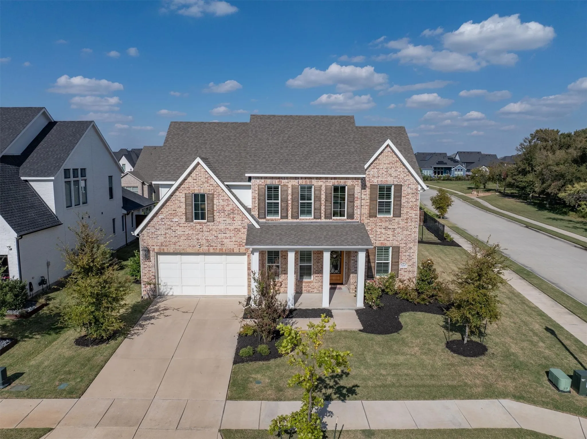 Single Family Residence For Sale in Denton County , 4200 Coopwood Drive, Prosper, Texas 75078, 5 Bedrooms, 6 Bathrooms, 3 Garage spaces, 3,879 Sqft, built in 2021, Preowned, Price $1,075,000, mls#21116267, Real Estate Agent in Prosper, Homes For Sale in Denton county, Homes For Sale in Prosper, Realtor in Prosper Texas, Real Estate Brokerage Independent Realty Texas, Luminita Cordes Realtor