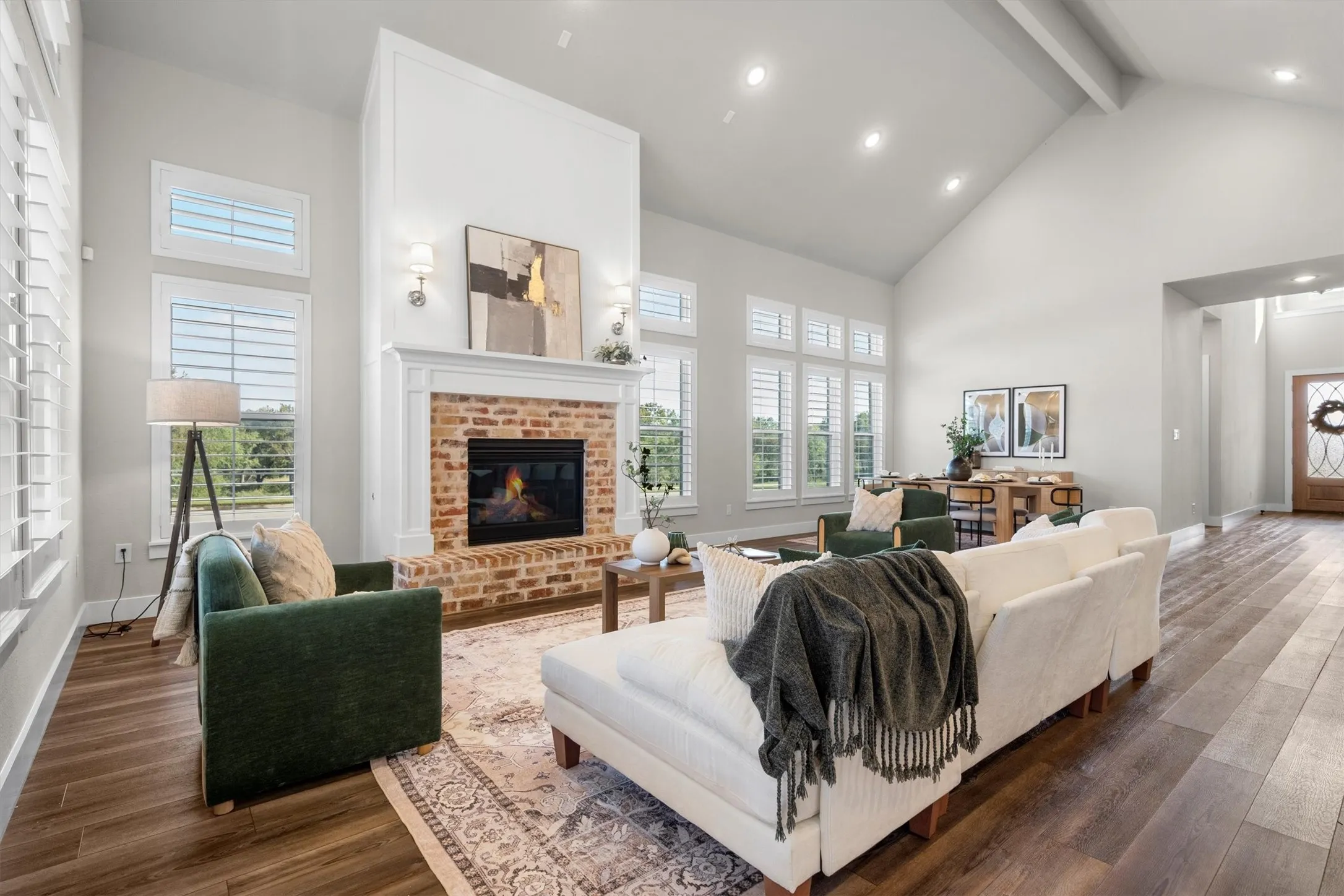 Single Family Residence For Sale in Denton County , 4200 Coopwood Drive, Prosper, Texas 75078, 5 Bedrooms, 6 Bathrooms, 3 Garage spaces, 3,879 Sqft, built in 2021, Preowned, Price $1,075,000, mls#21116267, Real Estate Agent in Prosper, Homes For Sale in Denton county, Homes For Sale in Prosper, Realtor in Prosper Texas, Real Estate Brokerage Independent Realty Texas, Luminita Cordes Realtor