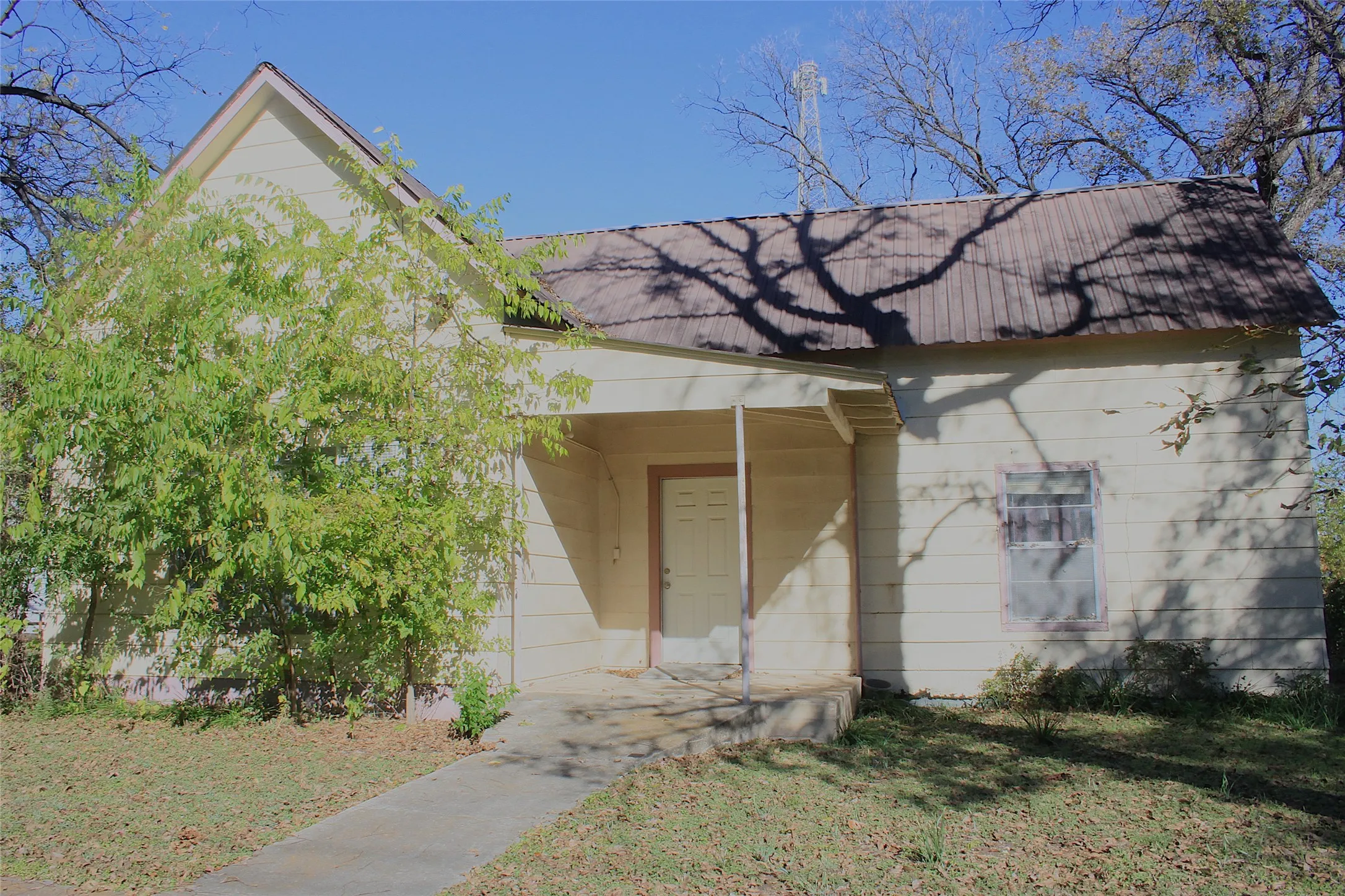 Business For Sale in San Saba County , 101 E Commerce, San Saba, Texas 76877, 0, 0, Garage spaces, 0 Sqft, built in 1950, Preowned, mls#21126539, Real Estate Agent in San Saba, Homes For Sale in San Saba county, Homes For Sale in San Saba, Realtor in San Saba Texas, Real Estate Brokerage Independent Realty Texas, Luminita Cordes Realtor