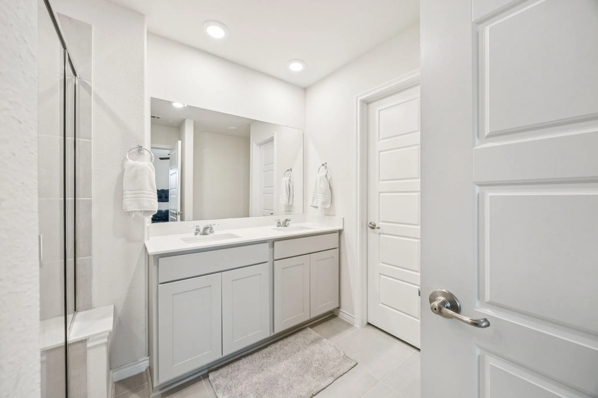 Single Family Residence For Sale in Collin County , 645 Blissful Bend, Lavon, Texas 75166, 4 Bedroom, 2 Bathroom, 2 Garage spaces, 1,592 Sqft, built in 2023, Preowned, mls#21122870, Real Estate Agent in Lavon, Homes For Sale in Collin county, Homes For Sale in Lavon, Realtor in Lavon Texas, Real Estate Brokerage Independent Realty Texas, Luminita Cordes Realtor