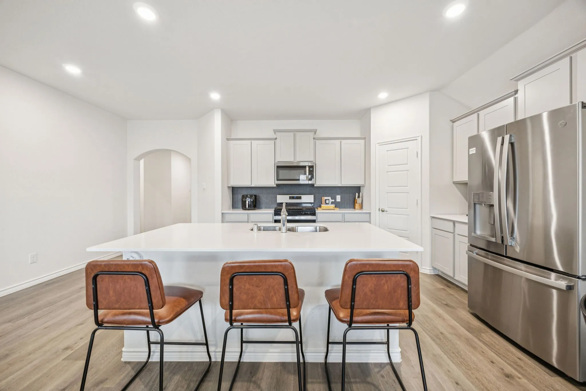 Single Family Residence For Sale in Collin County , 645 Blissful Bend, Lavon, Texas 75166, 4 Bedroom, 2 Bathroom, 2 Garage spaces, 1,592 Sqft, built in 2023, Preowned, mls#21122870, Real Estate Agent in Lavon, Homes For Sale in Collin county, Homes For Sale in Lavon, Realtor in Lavon Texas, Real Estate Brokerage Independent Realty Texas, Luminita Cordes Realtor