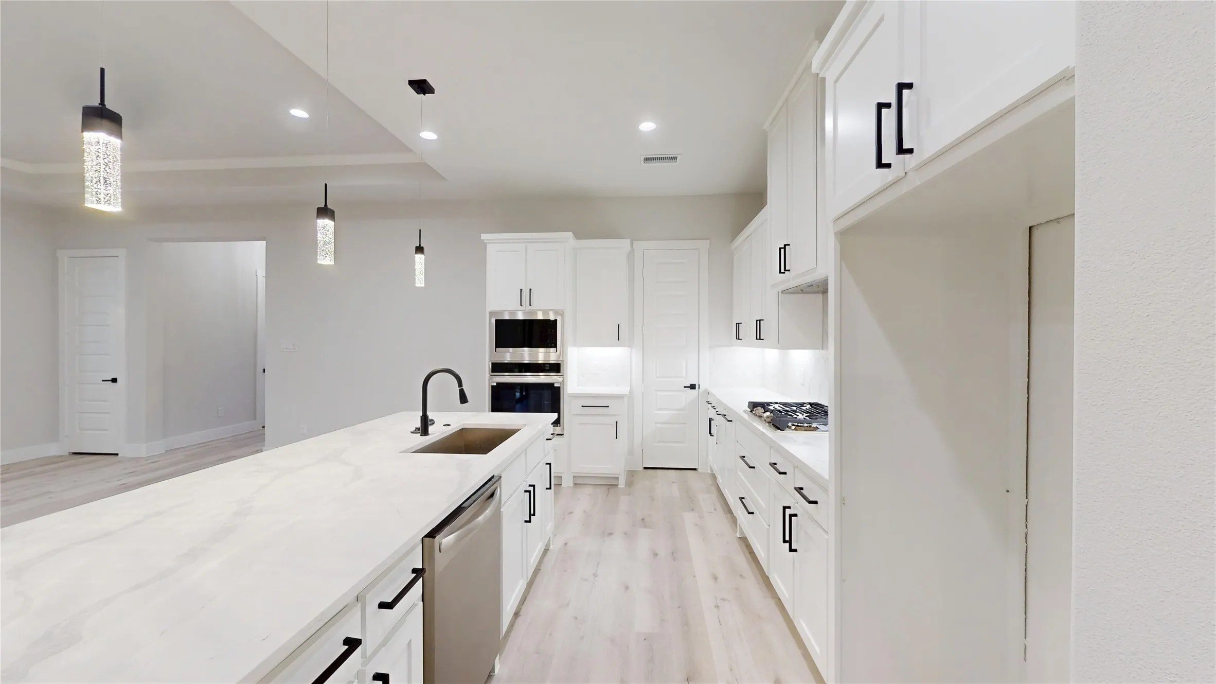 Single Family Residence For Sale in Denton County , 716 Del Drive, Denton, Texas 76207, 4 Bedrooms, 3 Bathrooms, 2 Garage spaces, 2,354 Sqft, built in 2025, New Construction - Complete, Price $489,437, mls#21126842, Real Estate Agent in Denton, Homes For Sale in Denton county, Homes For Sale in Denton, Realtor in Denton Texas, Real Estate Brokerage Independent Realty Texas, Luminita Cordes Realtor