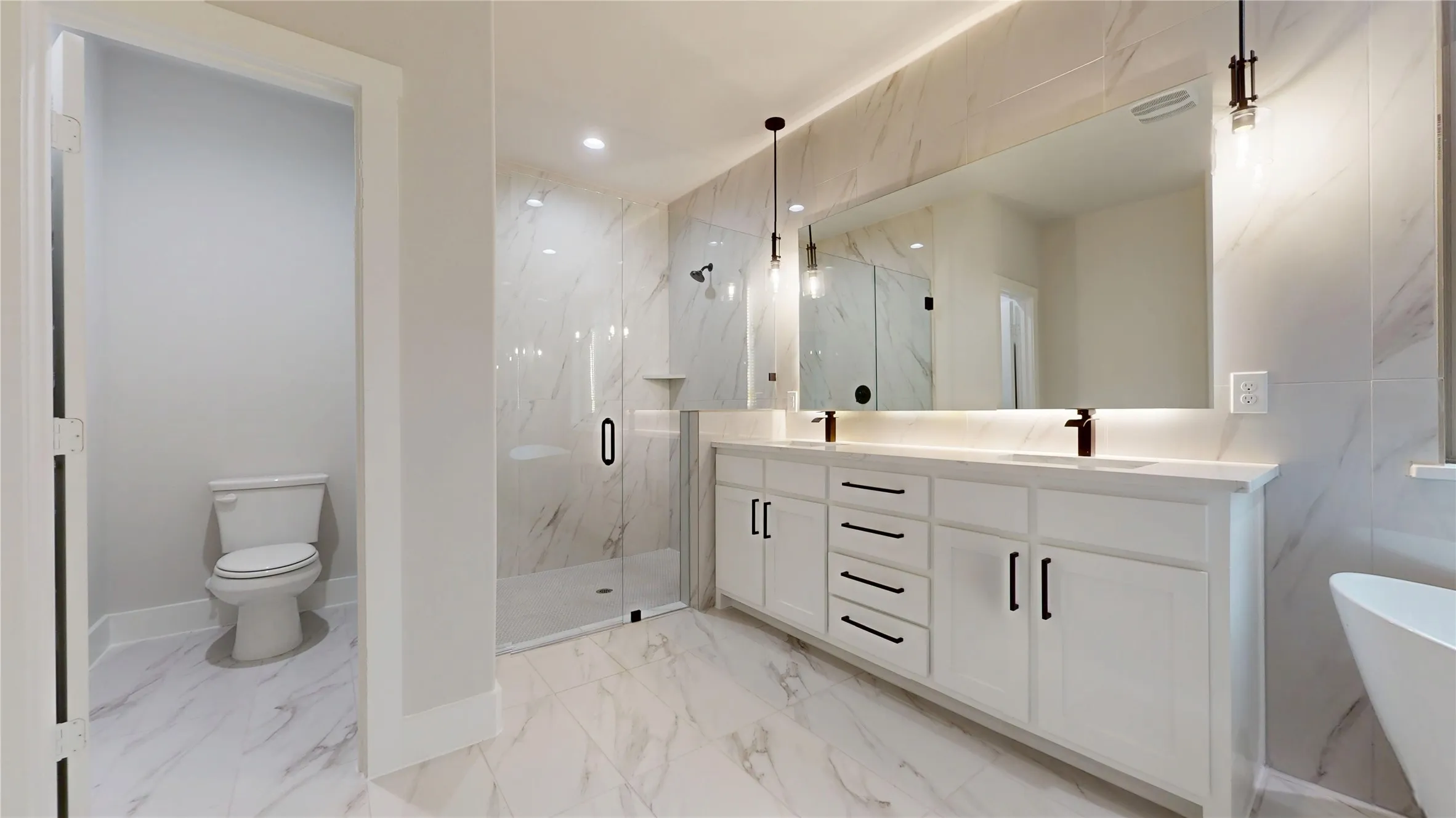 Single Family Residence For Sale in Denton County , 716 Del Drive, Denton, Texas 76207, 4 Bedrooms, 3 Bathrooms, 2 Garage spaces, 2,354 Sqft, built in 2025, New Construction - Complete, Price $489,437, mls#21126842, Real Estate Agent in Denton, Homes For Sale in Denton county, Homes For Sale in Denton, Realtor in Denton Texas, Real Estate Brokerage Independent Realty Texas, Luminita Cordes Realtor