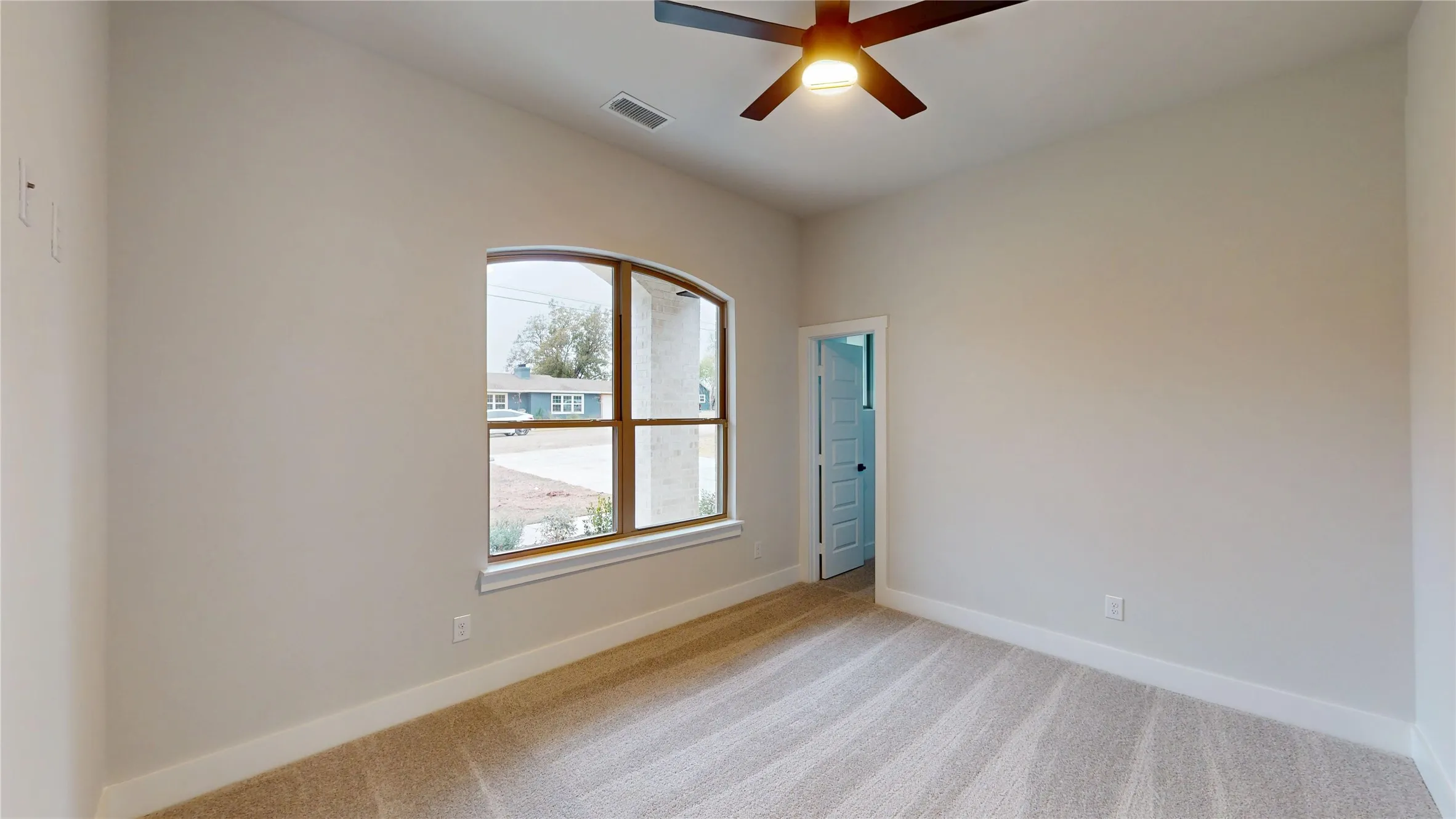 Single Family Residence For Sale in Denton County , 716 Del Drive, Denton, Texas 76207, 4 Bedrooms, 3 Bathrooms, 2 Garage spaces, 2,354 Sqft, built in 2025, New Construction - Complete, Price $489,437, mls#21126842, Real Estate Agent in Denton, Homes For Sale in Denton county, Homes For Sale in Denton, Realtor in Denton Texas, Real Estate Brokerage Independent Realty Texas, Luminita Cordes Realtor
