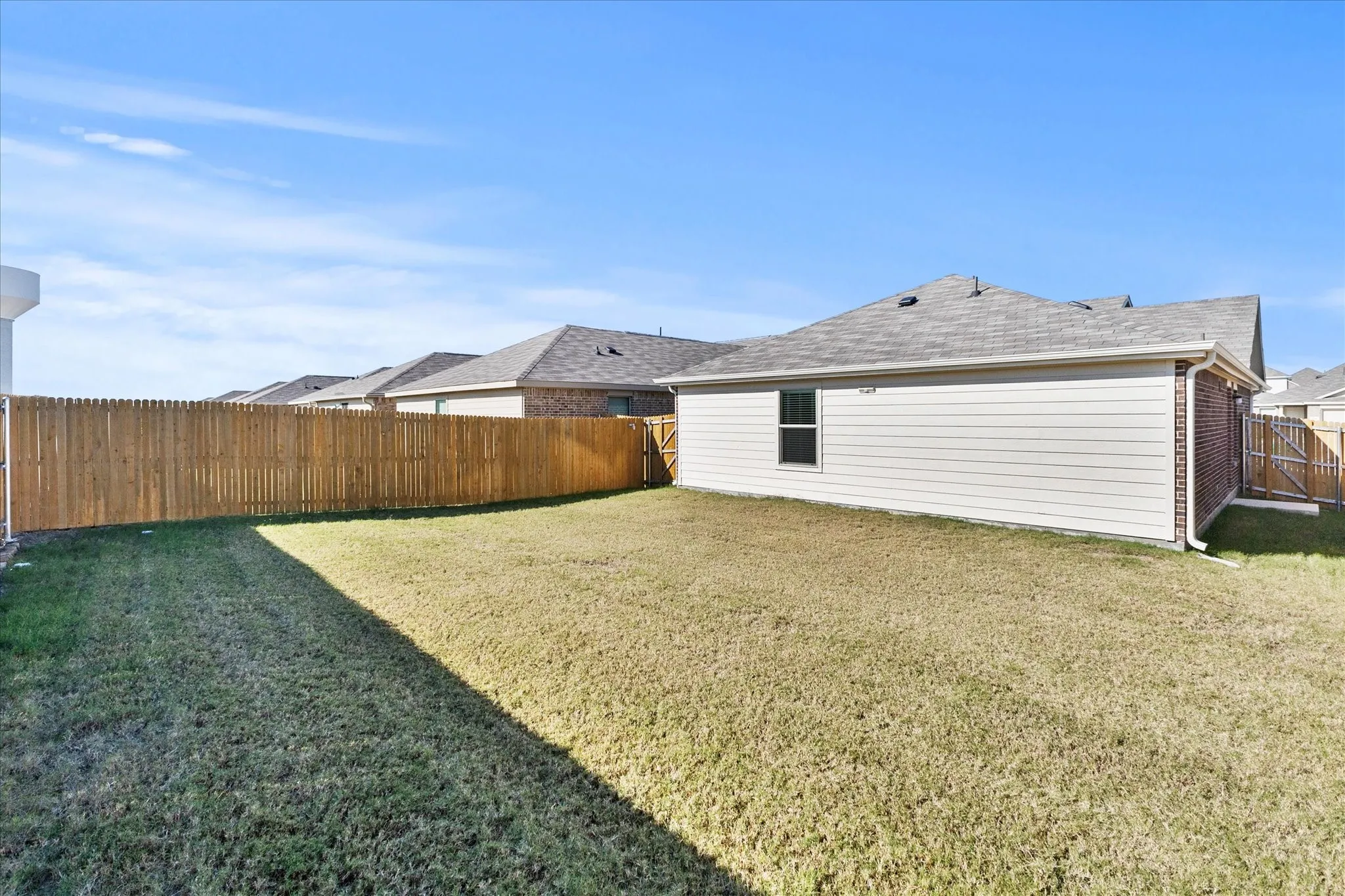 Single Family Residence For Sale in Kaufman County , 1937 Aves Glen Lane, Forney, Texas 75126, 3 Bedroom, 2 Bathroom, 2 Garage spaces, 1,260 Sqft, built in 2024, Preowned, Price $219,900, mls#21124977, Real Estate Agent in Forney, Homes For Sale in Kaufman county, Homes For Sale in Forney, Realtor in Forney Texas, Real Estate Brokerage Independent Realty Texas, Luminita Cordes Realtor
