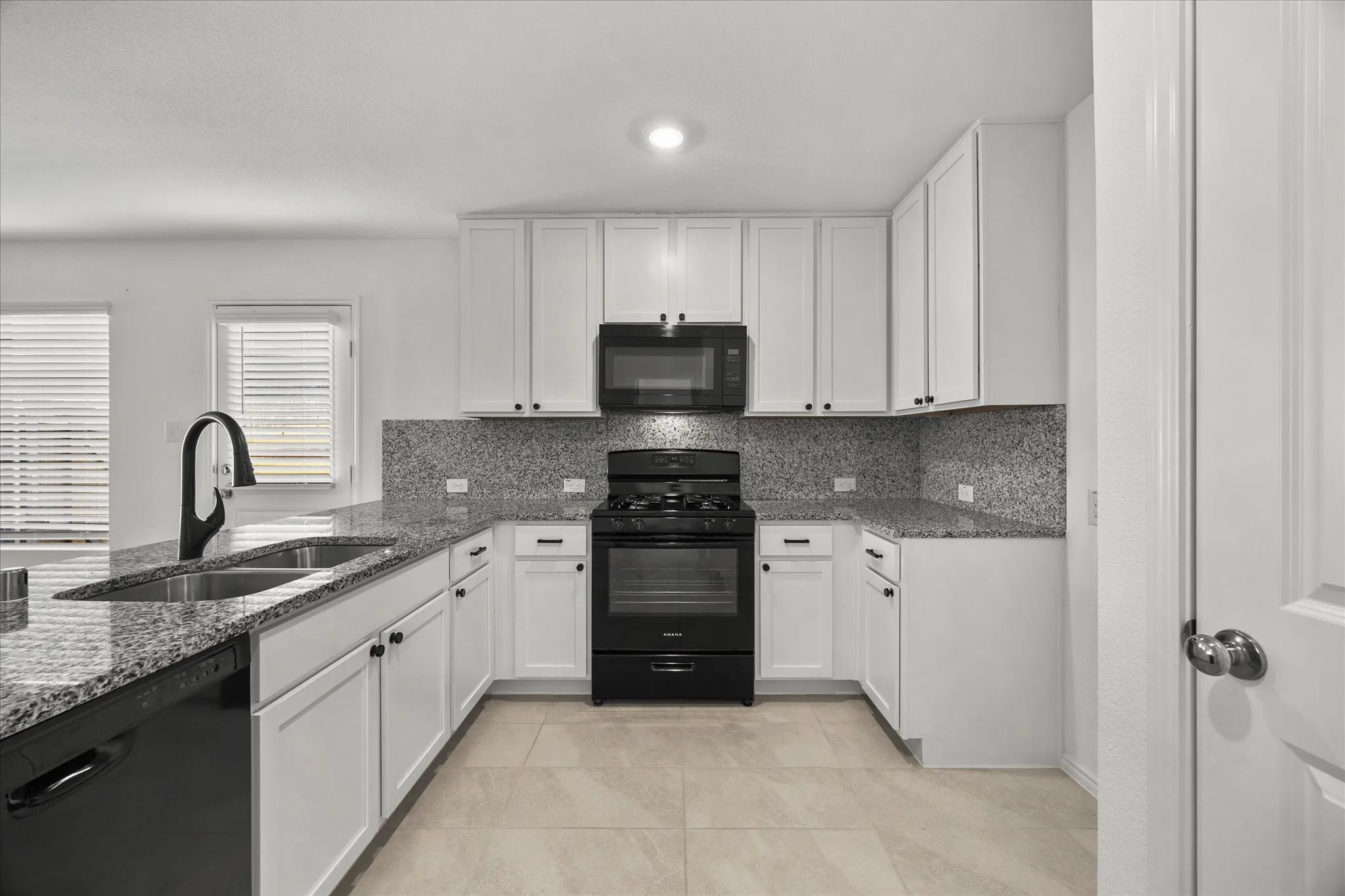 Single Family Residence For Sale in Kaufman County , 1937 Aves Glen Lane, Forney, Texas 75126, 3 Bedroom, 2 Bathroom, 2 Garage spaces, 1,260 Sqft, built in 2024, Preowned, Price $219,900, mls#21124977, Real Estate Agent in Forney, Homes For Sale in Kaufman county, Homes For Sale in Forney, Realtor in Forney Texas, Real Estate Brokerage Independent Realty Texas, Luminita Cordes Realtor