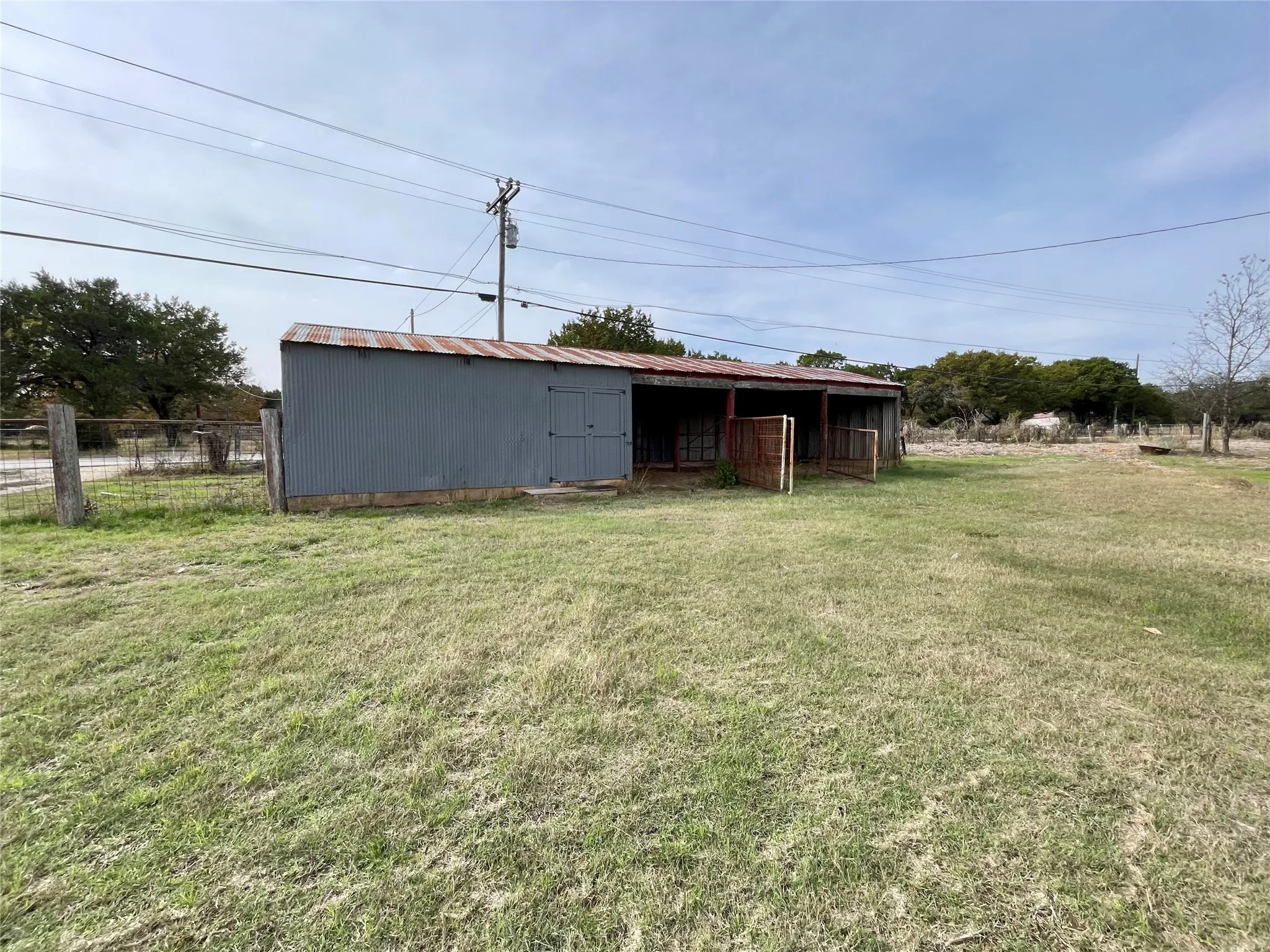 Out building/barn
