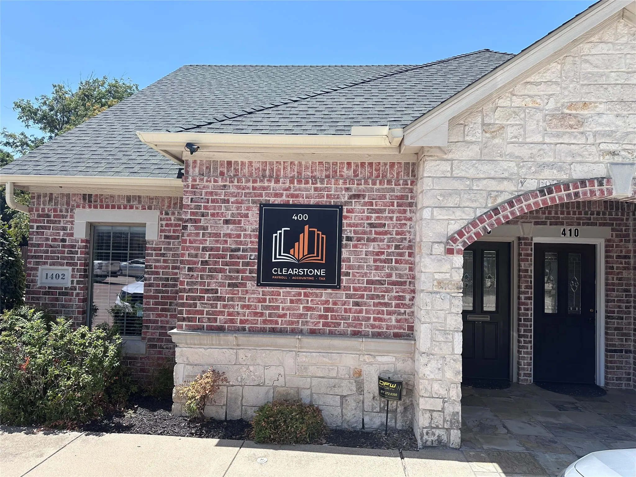 Office For Rent in Tarrant County , 1402 W Mayfield Road 400, Arlington, Texas 76015, 0, 0, Garage spaces, 0 Sqft, built in 2004, Preowned, Price $700, mls#21115505, Real Estate Agent in Arlington, Homes For Rent in Tarrant county, Homes For Rent in Arlington, Realtor in Arlington Texas, Real Estate Brokerage Independent Realty Texas, Luminita Cordes Realtor