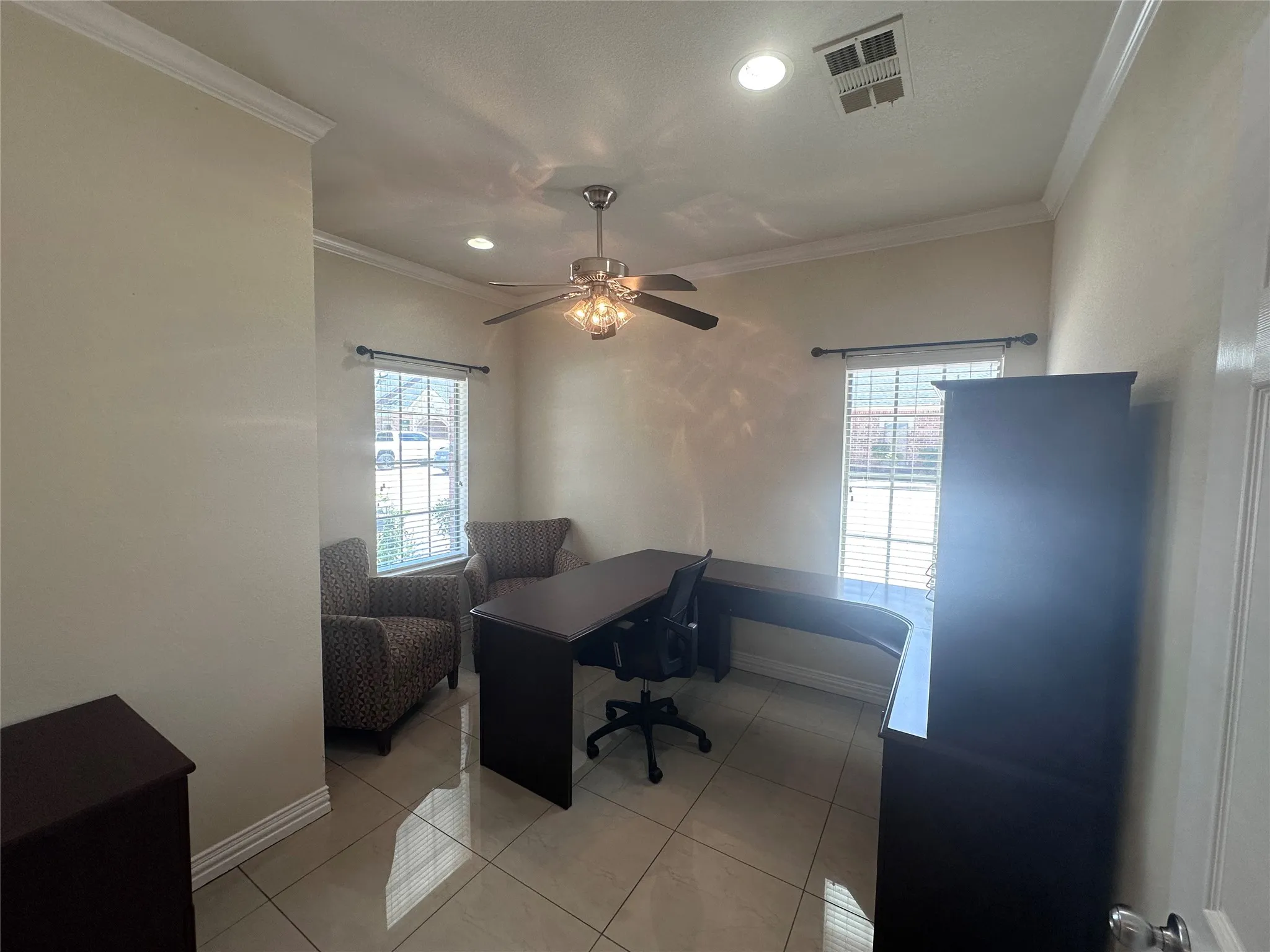 Office 1