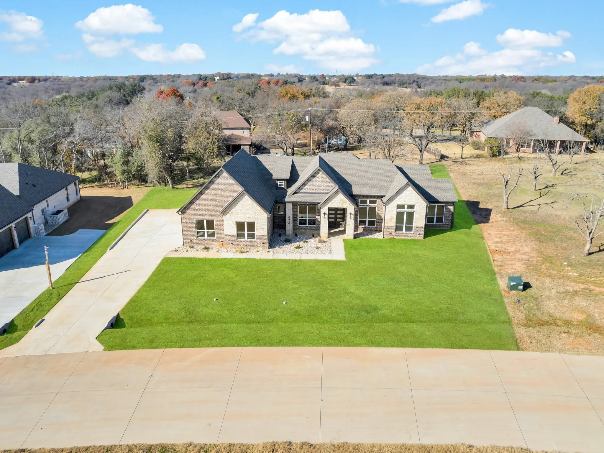 Single Family Residence For Sale in Hood County , 2416 Candlestick Drive, Granbury, Texas 76049, 4 Bedroom, 4 Bathroom, 3 Garage spaces, 3,200 Sqft, built in 2026, New Construction - Complete, mls#21127146, Real Estate Agent in Granbury, Homes For Sale in Hood county, Homes For Sale in Granbury, Realtor in Granbury Texas, Real Estate Brokerage Independent Realty Texas, Luminita Cordes Realtor