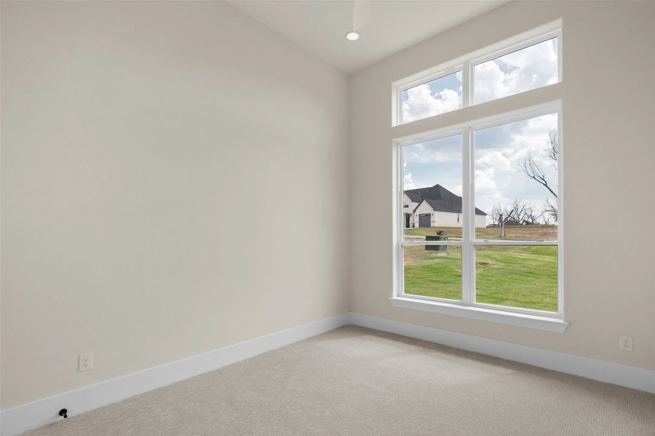 Single Family Residence For Sale in Hood County , 2416 Candlestick Drive, Granbury, Texas 76049, 4 Bedroom, 4 Bathroom, 3 Garage spaces, 3,200 Sqft, built in 2026, New Construction - Complete, mls#21127146, Real Estate Agent in Granbury, Homes For Sale in Hood county, Homes For Sale in Granbury, Realtor in Granbury Texas, Real Estate Brokerage Independent Realty Texas, Luminita Cordes Realtor