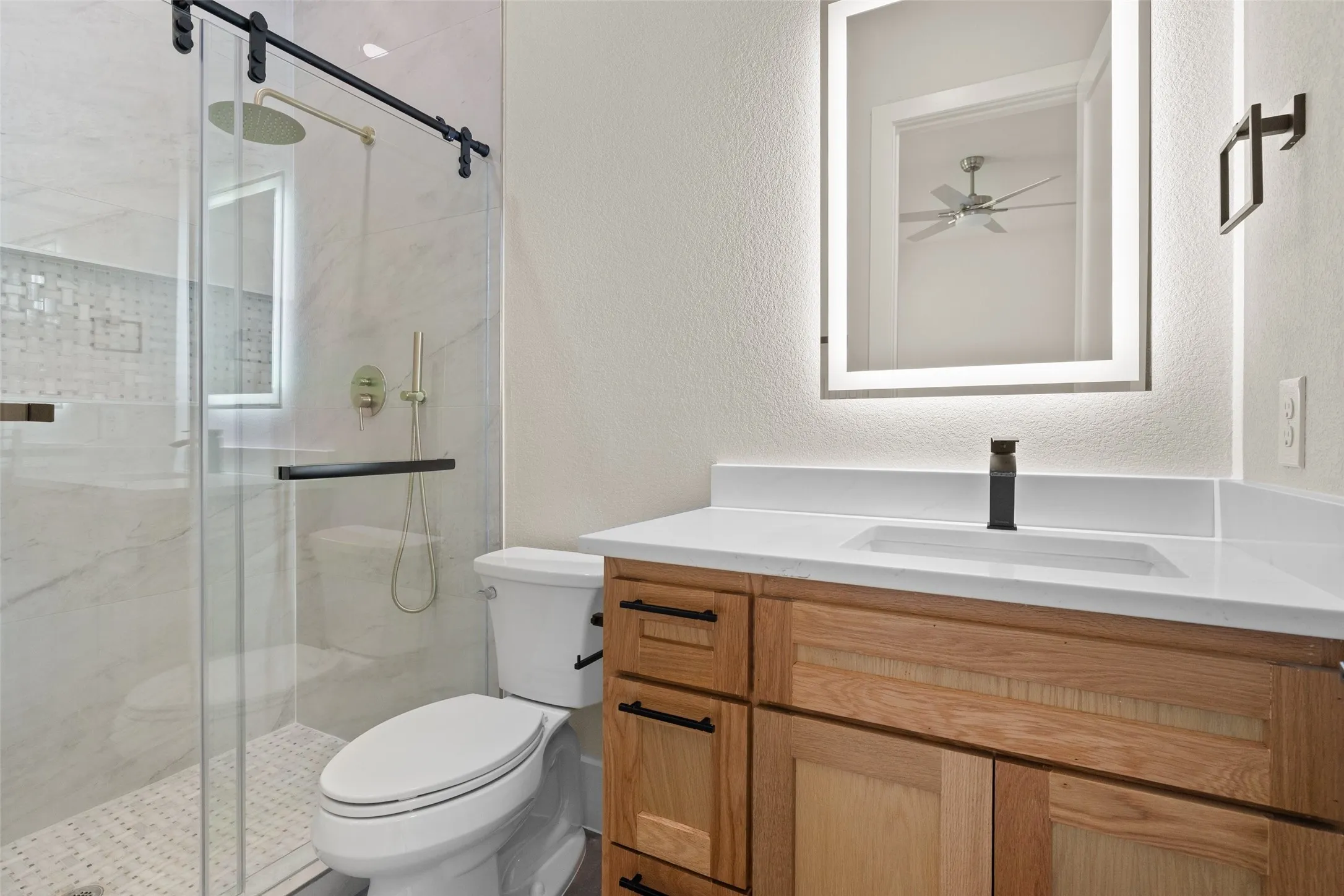 Single Family Residence For Sale in Hood County , 2416 Candlestick Drive, Granbury, Texas 76049, 4 Bedroom, 4 Bathroom, 3 Garage spaces, 3,200 Sqft, built in 2026, New Construction - Complete, mls#21127146, Real Estate Agent in Granbury, Homes For Sale in Hood county, Homes For Sale in Granbury, Realtor in Granbury Texas, Real Estate Brokerage Independent Realty Texas, Luminita Cordes Realtor