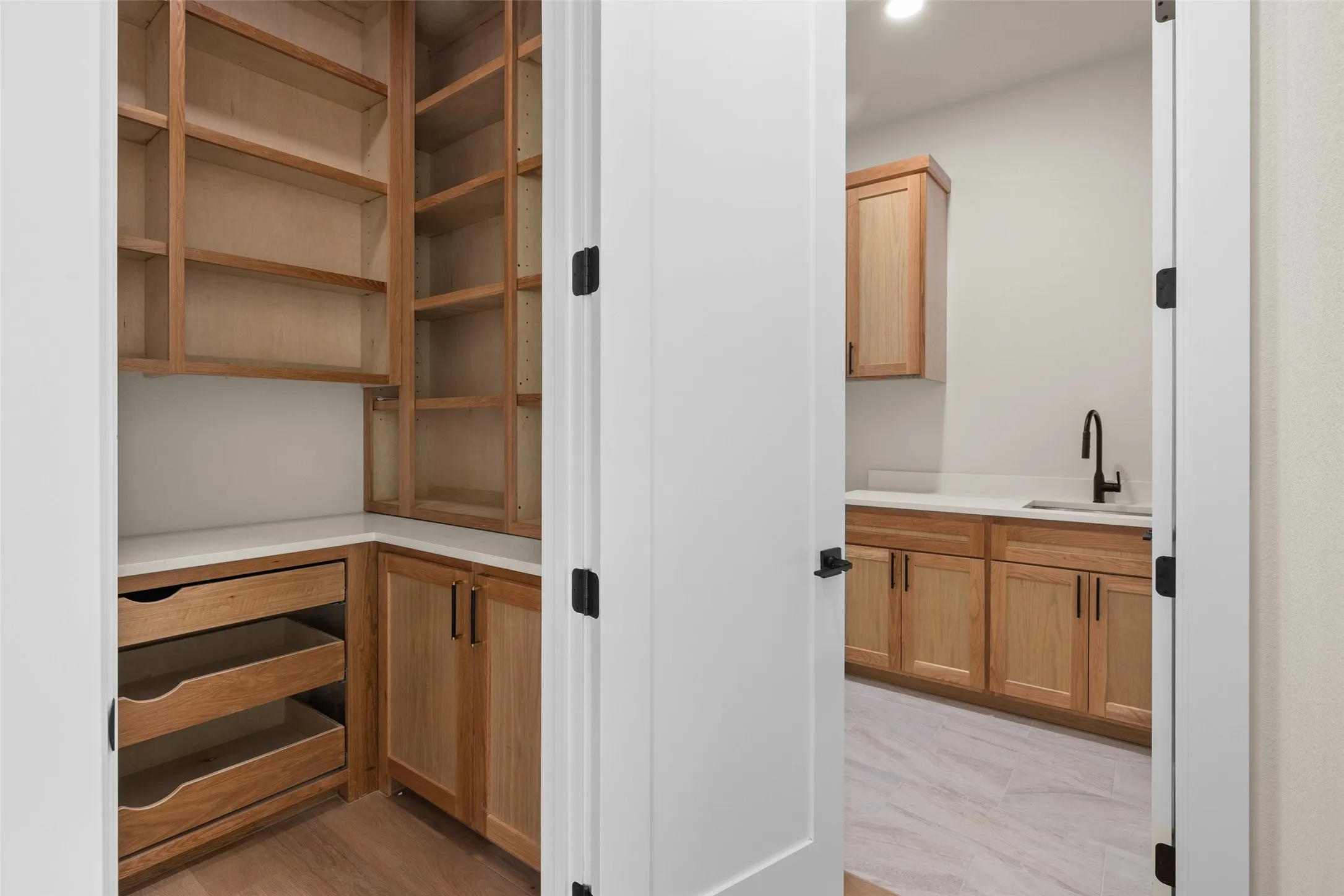 Single Family Residence For Sale in Hood County , 2416 Candlestick Drive, Granbury, Texas 76049, 4 Bedroom, 4 Bathroom, 3 Garage spaces, 3,200 Sqft, built in 2026, New Construction - Complete, mls#21127146, Real Estate Agent in Granbury, Homes For Sale in Hood county, Homes For Sale in Granbury, Realtor in Granbury Texas, Real Estate Brokerage Independent Realty Texas, Luminita Cordes Realtor