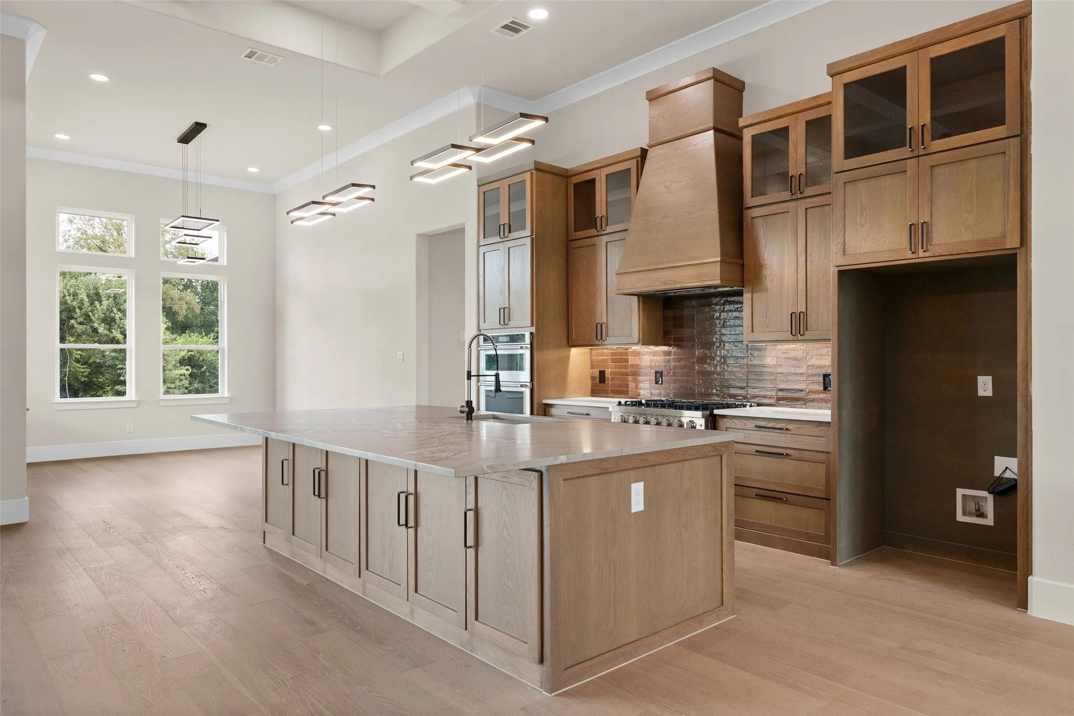 Single Family Residence For Sale in Hood County , 2300 Candlestick Drive, Granbury, Texas 76049, 4 Bedroom, 4 Bathroom, 3 Garage spaces, 3,200 Sqft, built in 2026, New Construction - Complete, mls#21127129, Real Estate Agent in Granbury, Homes For Sale in Hood county, Homes For Sale in Granbury, Realtor in Granbury Texas, Real Estate Brokerage Independent Realty Texas, Luminita Cordes Realtor