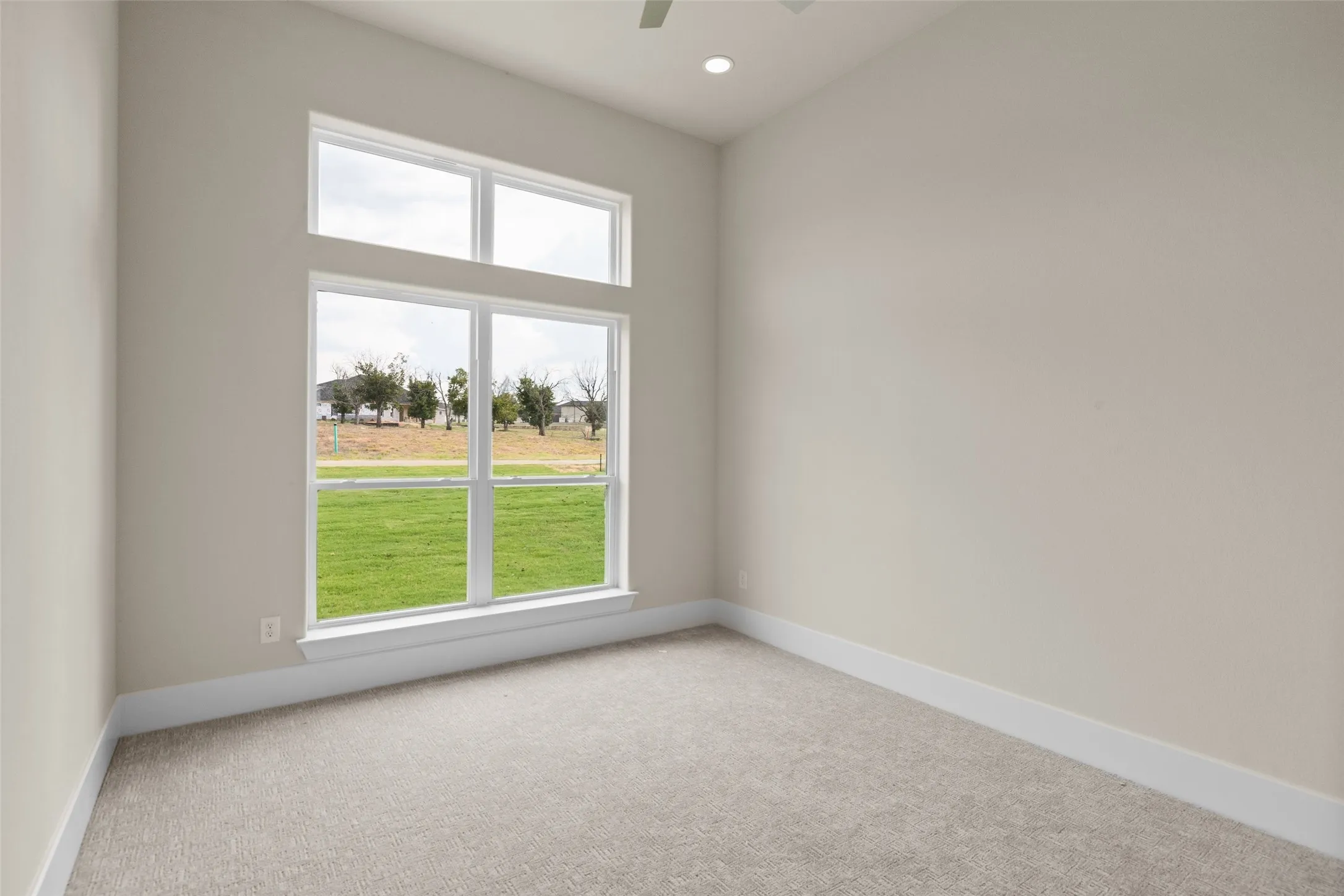 Single Family Residence For Sale in Hood County , 2300 Candlestick Drive, Granbury, Texas 76049, 4 Bedroom, 4 Bathroom, 3 Garage spaces, 3,200 Sqft, built in 2026, New Construction - Complete, mls#21127129, Real Estate Agent in Granbury, Homes For Sale in Hood county, Homes For Sale in Granbury, Realtor in Granbury Texas, Real Estate Brokerage Independent Realty Texas, Luminita Cordes Realtor