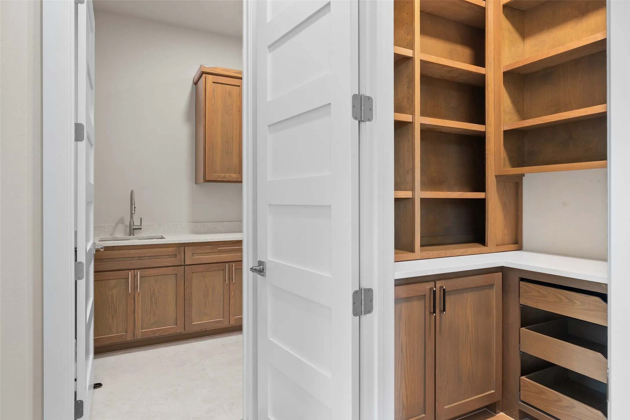 Single Family Residence For Sale in Hood County , 2300 Candlestick Drive, Granbury, Texas 76049, 4 Bedroom, 4 Bathroom, 3 Garage spaces, 3,200 Sqft, built in 2026, New Construction - Complete, mls#21127129, Real Estate Agent in Granbury, Homes For Sale in Hood county, Homes For Sale in Granbury, Realtor in Granbury Texas, Real Estate Brokerage Independent Realty Texas, Luminita Cordes Realtor