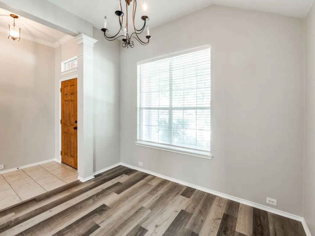 Dining room looking into the entry