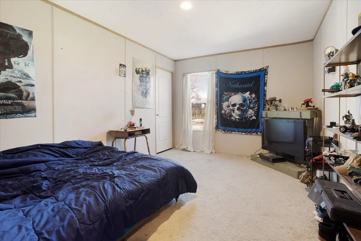 Manufactured Home For Sale in Hunt County , 5740 County Road 1091, Celeste, Texas 75423, 4 Bedrooms, 2 Bathrooms, Garage spaces, 2,432 Sqft, built in 2021, Preowned, Price $299,000, mls#21126764, Real Estate Agent in Celeste, Homes For Sale in Hunt county, Homes For Sale in Celeste, Realtor in Celeste Texas, Real Estate Brokerage Independent Realty Texas, Luminita Cordes Realtor