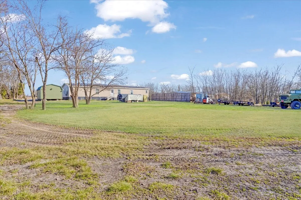 Manufactured Home For Sale in Hunt County , 5740 County Road 1091, Celeste, Texas 75423, 4 Bedrooms, 2 Bathrooms, Garage spaces, 2,432 Sqft, built in 2021, Preowned, Price $299,000, mls#21126764, Real Estate Agent in Celeste, Homes For Sale in Hunt county, Homes For Sale in Celeste, Realtor in Celeste Texas, Real Estate Brokerage Independent Realty Texas, Luminita Cordes Realtor