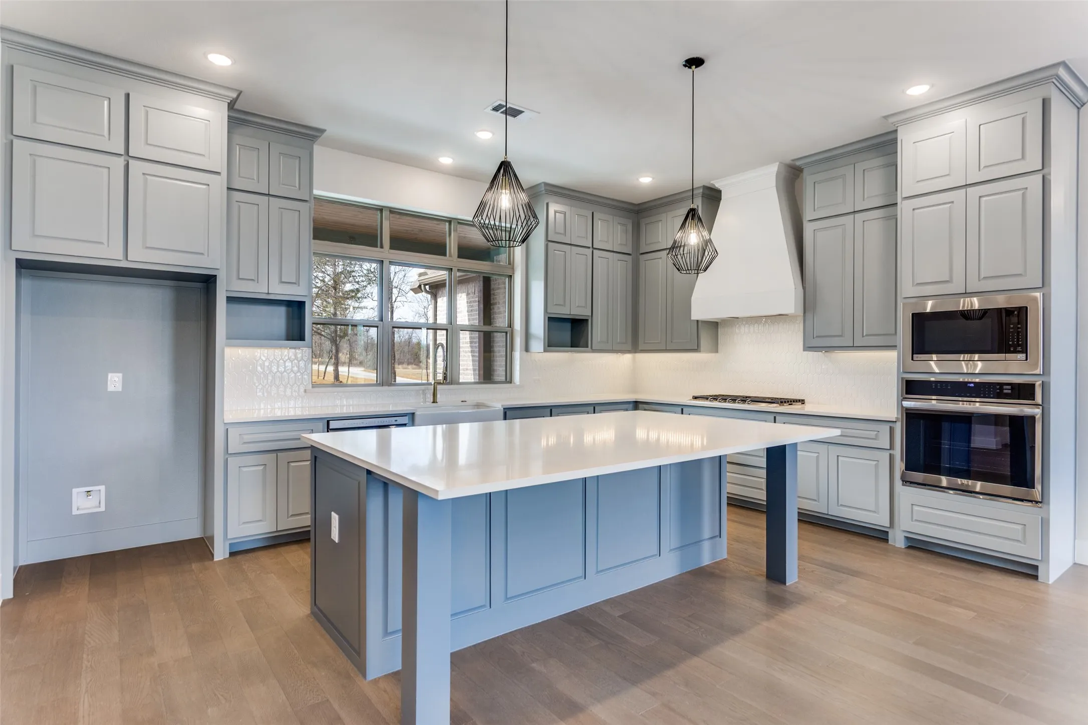 Single Family Residence For Sale in Parker County , 521 Aermotor Loop, Weatherford, Texas 76085, 4 Bedroom, 4 Bathroom, 3 Garage spaces, 2,745 Sqft, built in 2026, mls#21125360, Real Estate Agent in Weatherford, Homes For Sale in Parker county, Homes For Sale in Weatherford, Realtor in Weatherford Texas, Real Estate Brokerage Independent Realty Texas, Luminita Cordes Realtor