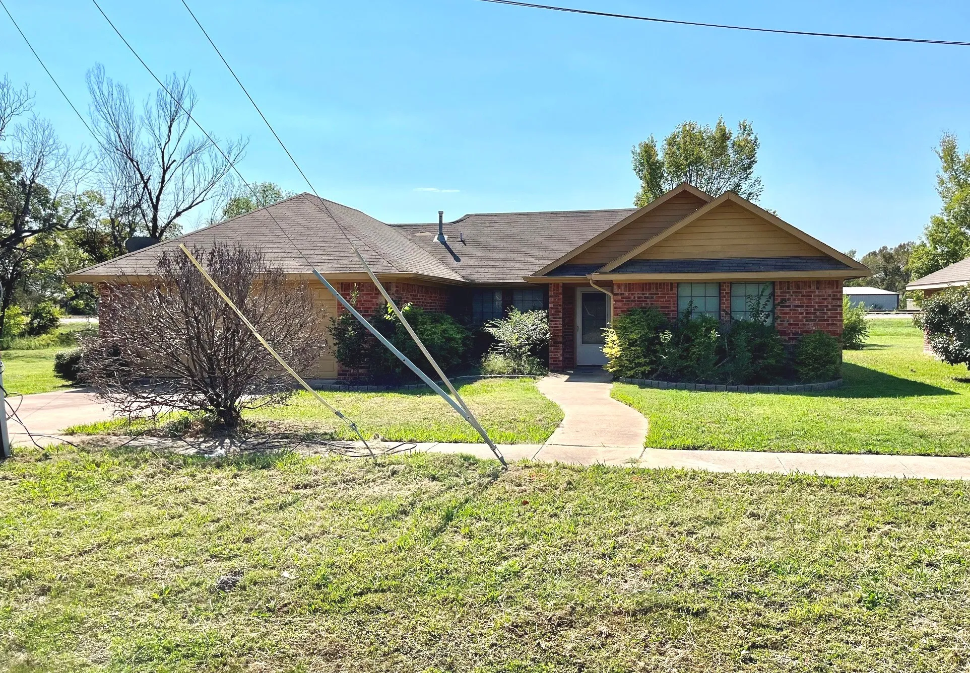 Retail For Sale in Kaufman County , 505 E Broad Street, Forney, Texas 75126, 0, 0, Garage spaces, 0 Sqft, built in 2003, Preowned, Price $259,900, mls#21127847, Real Estate Agent in Forney, Homes For Sale in Kaufman county, Homes For Sale in Forney, Realtor in Forney Texas, Real Estate Brokerage Independent Realty Texas, Luminita Cordes Realtor