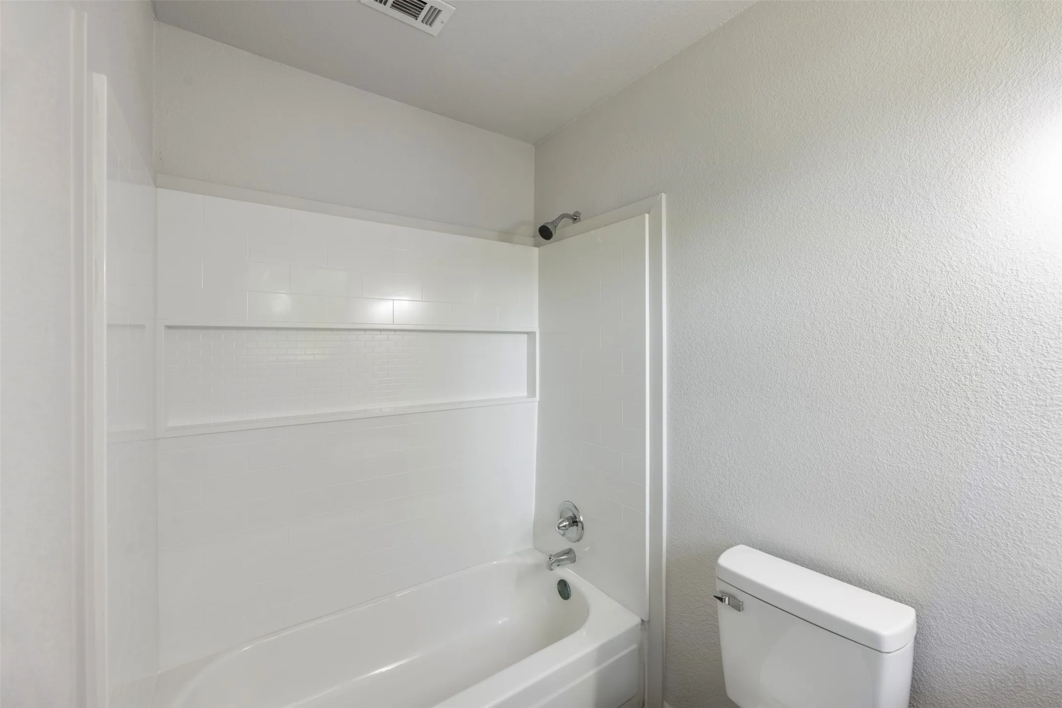 Single Family Residence For Sale in Navarro County , 103 Ivy Street, Goodlow, Texas 75144, 3 Bedroom, 2 Bathroom, Garage spaces, 1,456 Sqft, built in 1984, Preowned, mls#21127041, Real Estate Agent in Goodlow, Homes For Sale in Navarro county, Homes For Sale in Goodlow, Realtor in Goodlow Texas, Real Estate Brokerage Independent Realty Texas, Luminita Cordes Realtor