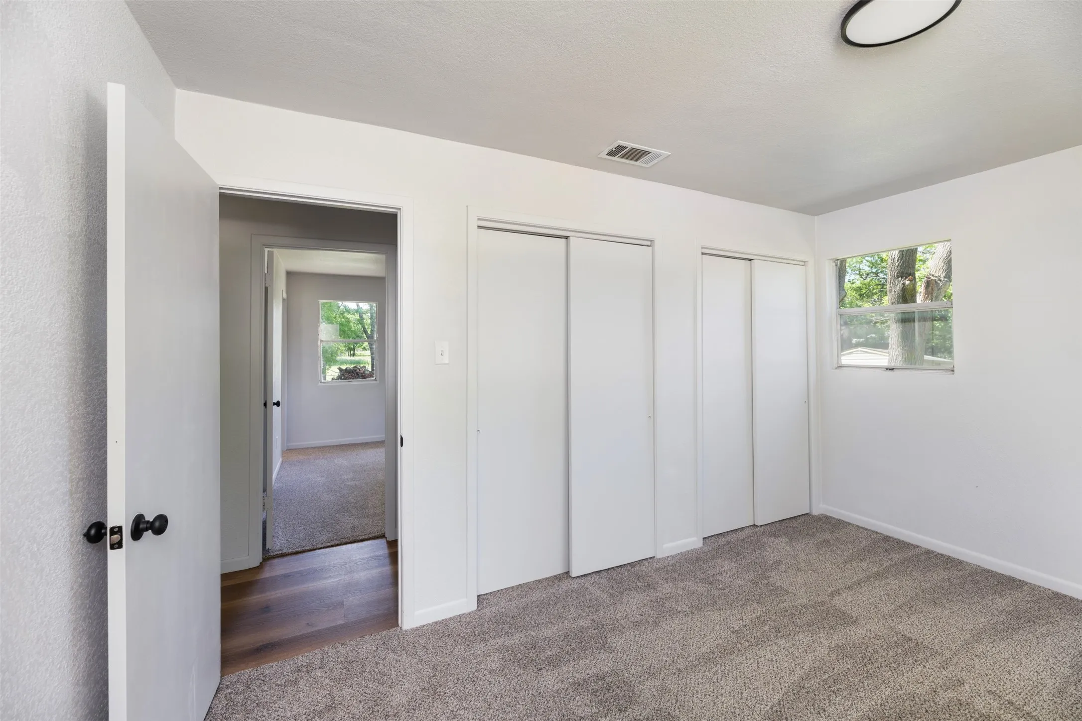 Single Family Residence For Sale in Navarro County , 103 Ivy Street, Goodlow, Texas 75144, 3 Bedroom, 2 Bathroom, Garage spaces, 1,456 Sqft, built in 1984, Preowned, mls#21127041, Real Estate Agent in Goodlow, Homes For Sale in Navarro county, Homes For Sale in Goodlow, Realtor in Goodlow Texas, Real Estate Brokerage Independent Realty Texas, Luminita Cordes Realtor