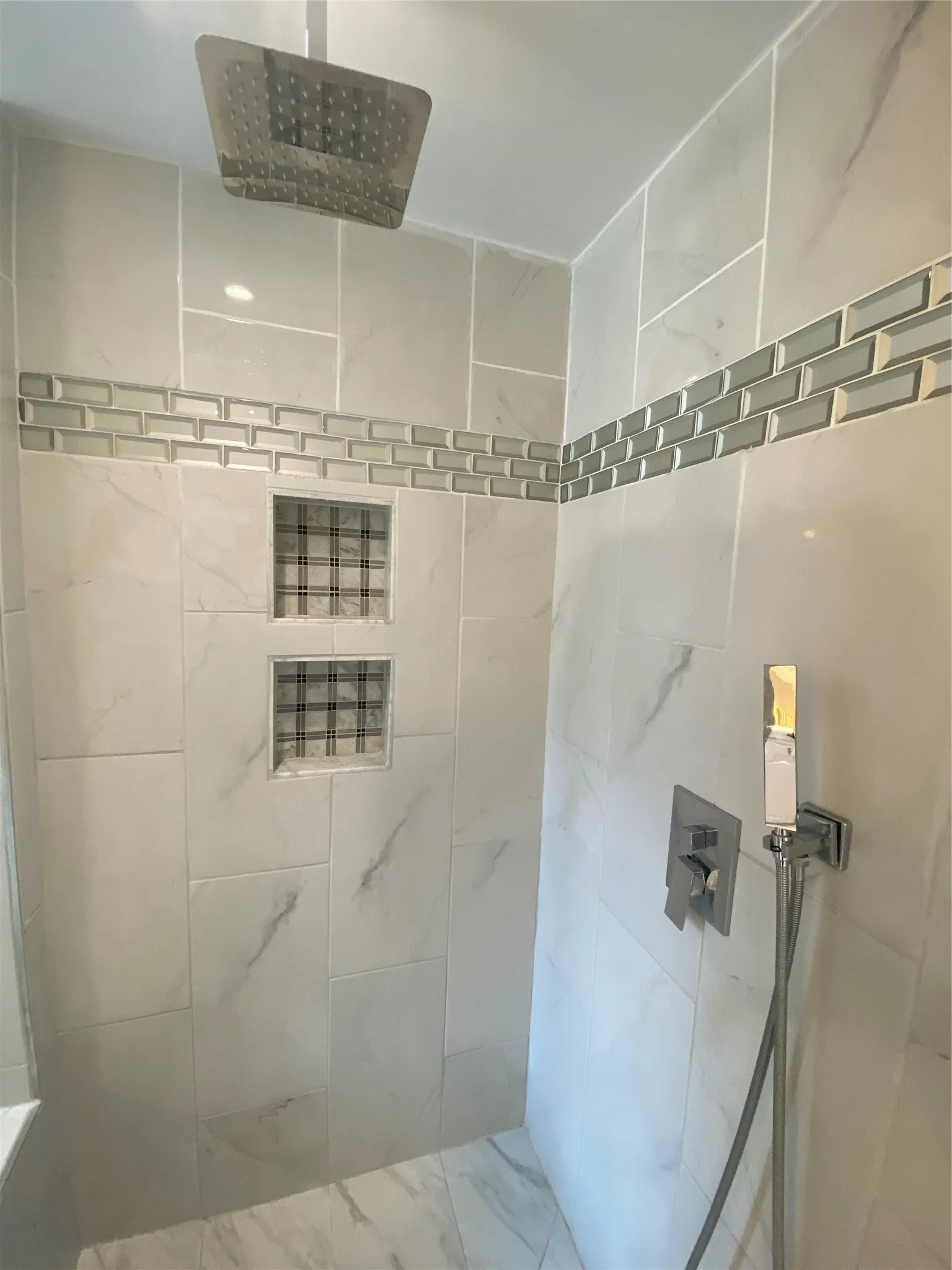 Single Family Residence For Rent in Dallas County , 2920 Pinehurst, Grand Prairie, Texas 75104, 4 Bedroom, 4 Bathroom, 2 Garage spaces, 3,269 Sqft, built in 2006, mls#21127720, Real Estate Agent in Grand Prairie, Homes For Rent in Dallas county, Homes For Rent in Grand Prairie, Realtor in Grand Prairie Texas, Real Estate Brokerage Independent Realty Texas, Luminita Cordes Realtor