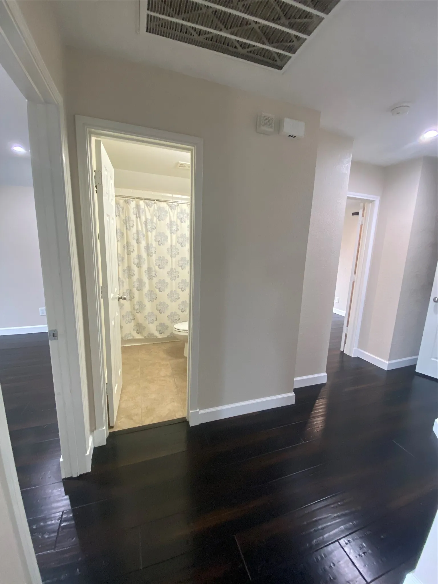 Single Family Residence For Rent in Dallas County , 2920 Pinehurst, Grand Prairie, Texas 75104, 4 Bedroom, 4 Bathroom, 2 Garage spaces, 3,269 Sqft, built in 2006, mls#21127720, Real Estate Agent in Grand Prairie, Homes For Rent in Dallas county, Homes For Rent in Grand Prairie, Realtor in Grand Prairie Texas, Real Estate Brokerage Independent Realty Texas, Luminita Cordes Realtor