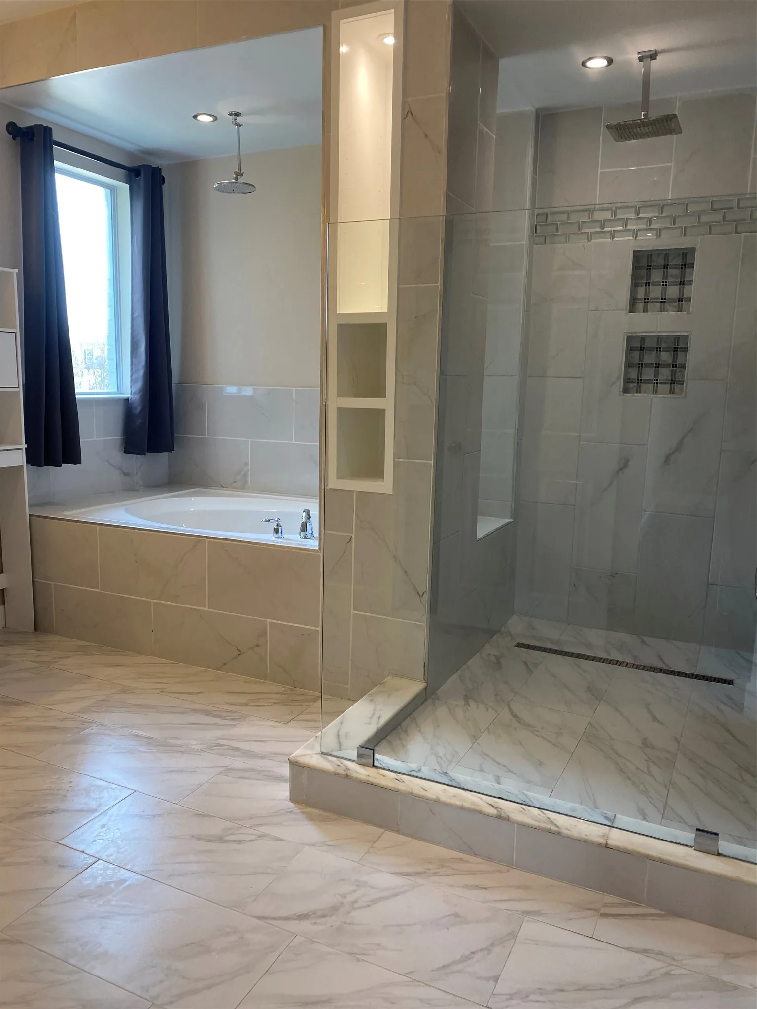 Single Family Residence For Rent in Dallas County , 2920 Pinehurst, Grand Prairie, Texas 75104, 4 Bedroom, 4 Bathroom, 2 Garage spaces, 3,269 Sqft, built in 2006, mls#21127720, Real Estate Agent in Grand Prairie, Homes For Rent in Dallas county, Homes For Rent in Grand Prairie, Realtor in Grand Prairie Texas, Real Estate Brokerage Independent Realty Texas, Luminita Cordes Realtor
