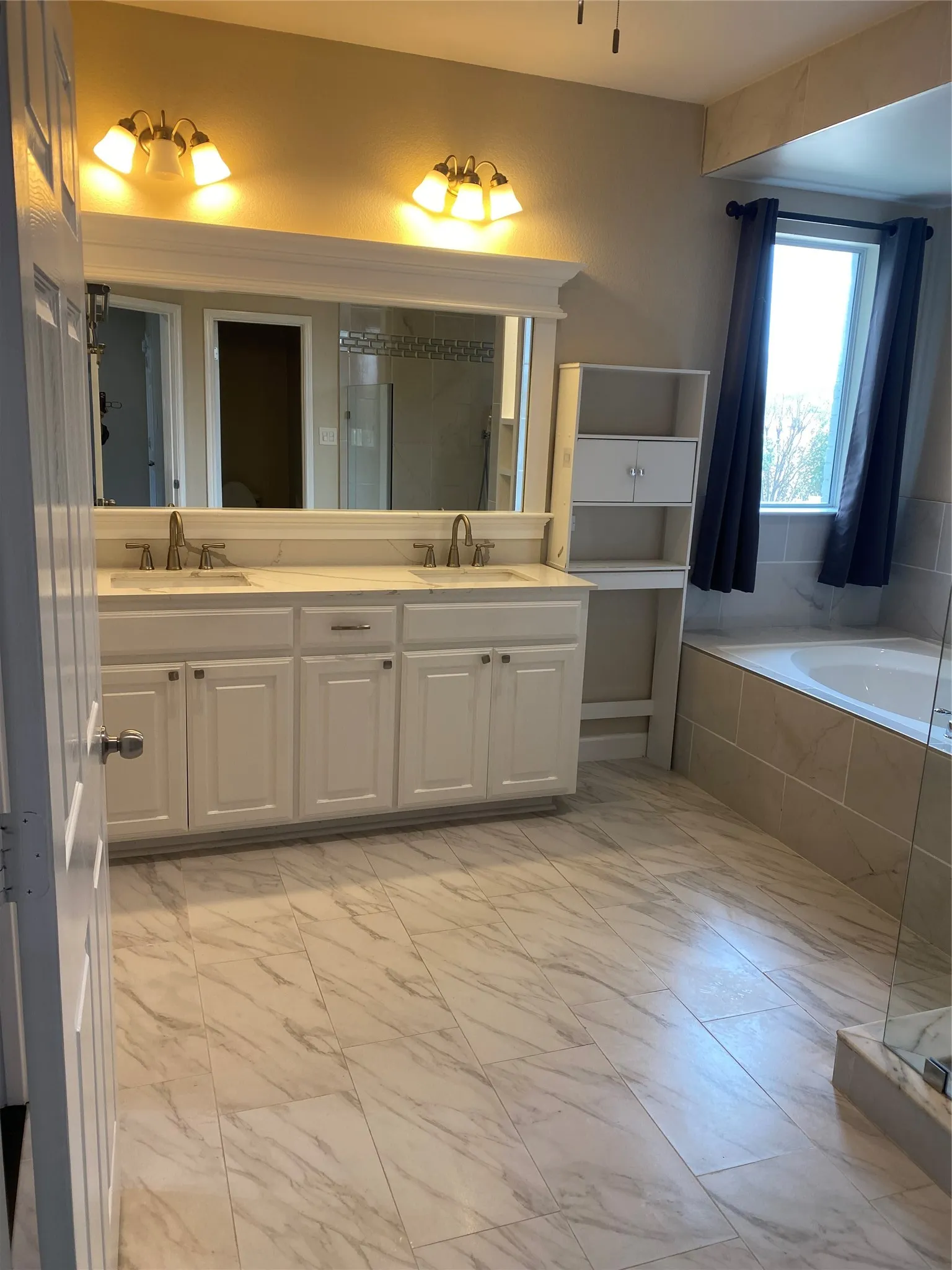 Single Family Residence For Rent in Dallas County , 2920 Pinehurst, Grand Prairie, Texas 75104, 4 Bedroom, 4 Bathroom, 2 Garage spaces, 3,269 Sqft, built in 2006, mls#21127720, Real Estate Agent in Grand Prairie, Homes For Rent in Dallas county, Homes For Rent in Grand Prairie, Realtor in Grand Prairie Texas, Real Estate Brokerage Independent Realty Texas, Luminita Cordes Realtor