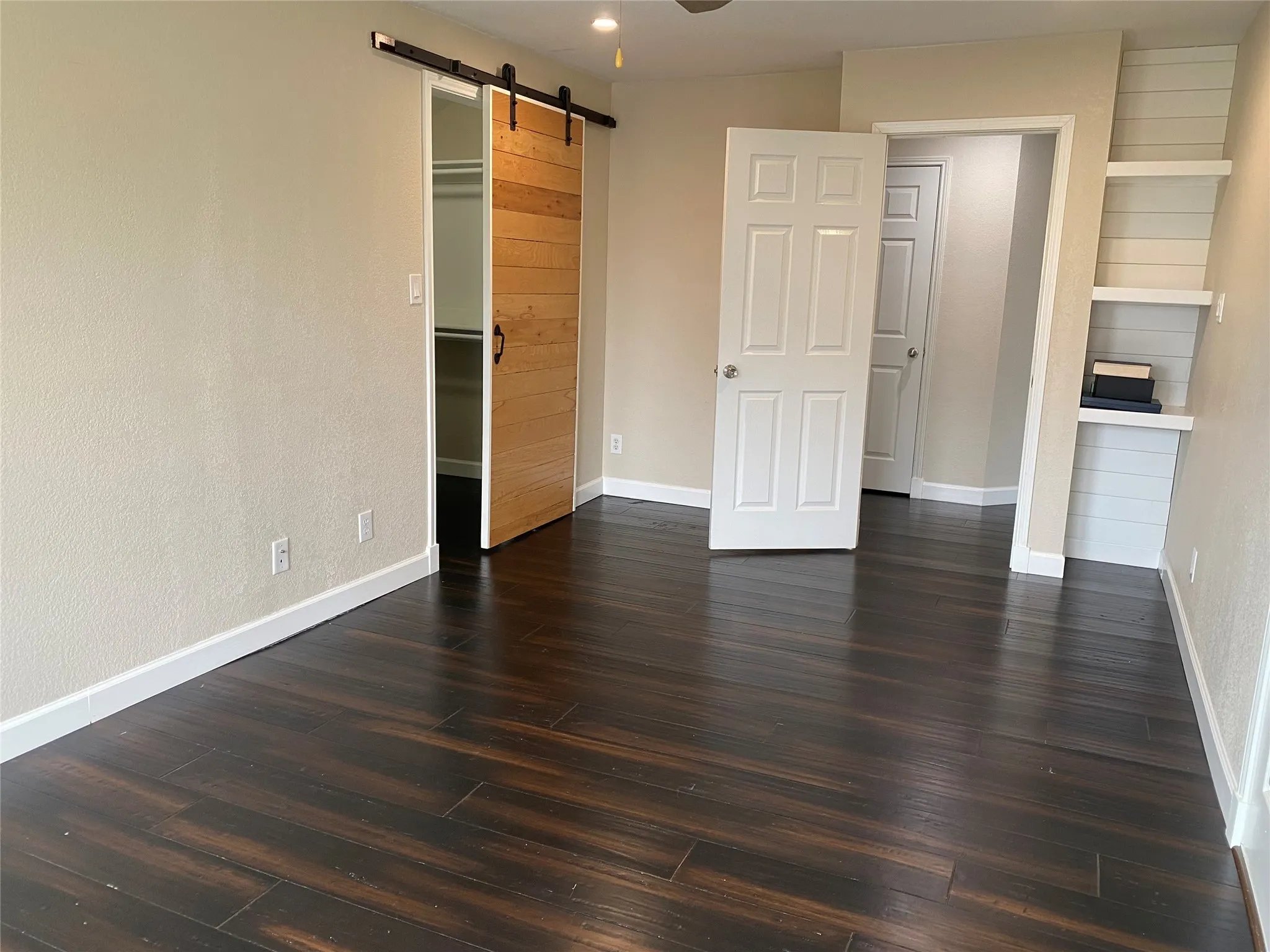 Single Family Residence For Rent in Dallas County , 2920 Pinehurst, Grand Prairie, Texas 75104, 4 Bedroom, 4 Bathroom, 2 Garage spaces, 3,269 Sqft, built in 2006, mls#21127720, Real Estate Agent in Grand Prairie, Homes For Rent in Dallas county, Homes For Rent in Grand Prairie, Realtor in Grand Prairie Texas, Real Estate Brokerage Independent Realty Texas, Luminita Cordes Realtor
