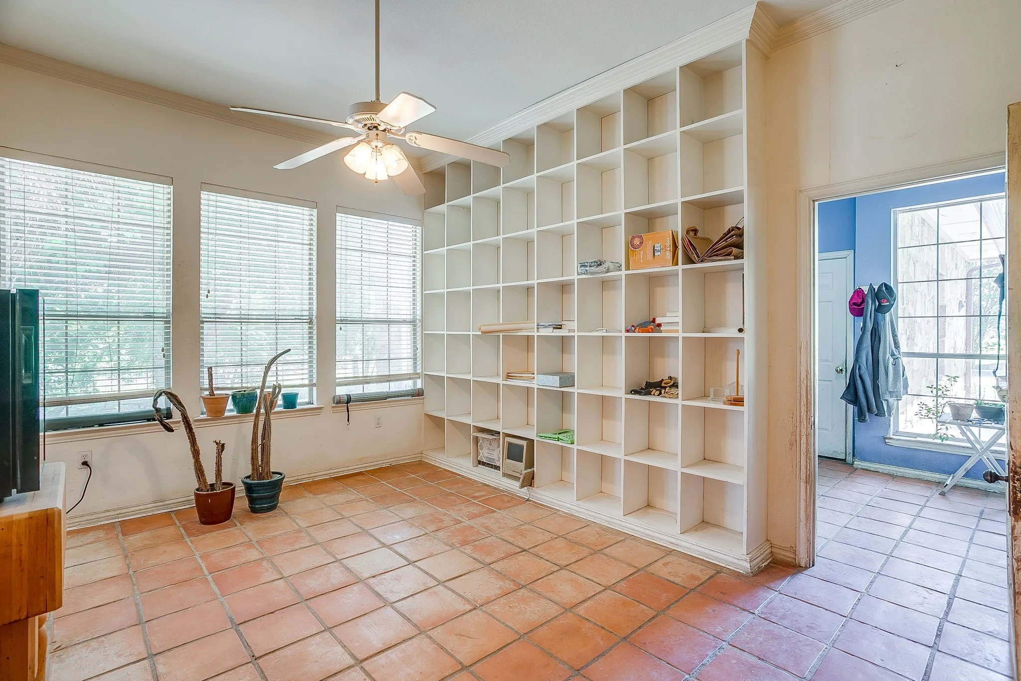 Single Family Residence For Sale in Rockwall County , 831 Cullins Road, Rockwall, Texas 75032, 3 Bedroom, 3 Bathroom, 2 Garage spaces, 3,032 Sqft, built in 1995, Preowned, mls#21119590, Real Estate Agent in Rockwall, Homes For Sale in Rockwall county, Homes For Sale in Rockwall, Realtor in Rockwall Texas, Real Estate Brokerage Independent Realty Texas, Luminita Cordes Realtor