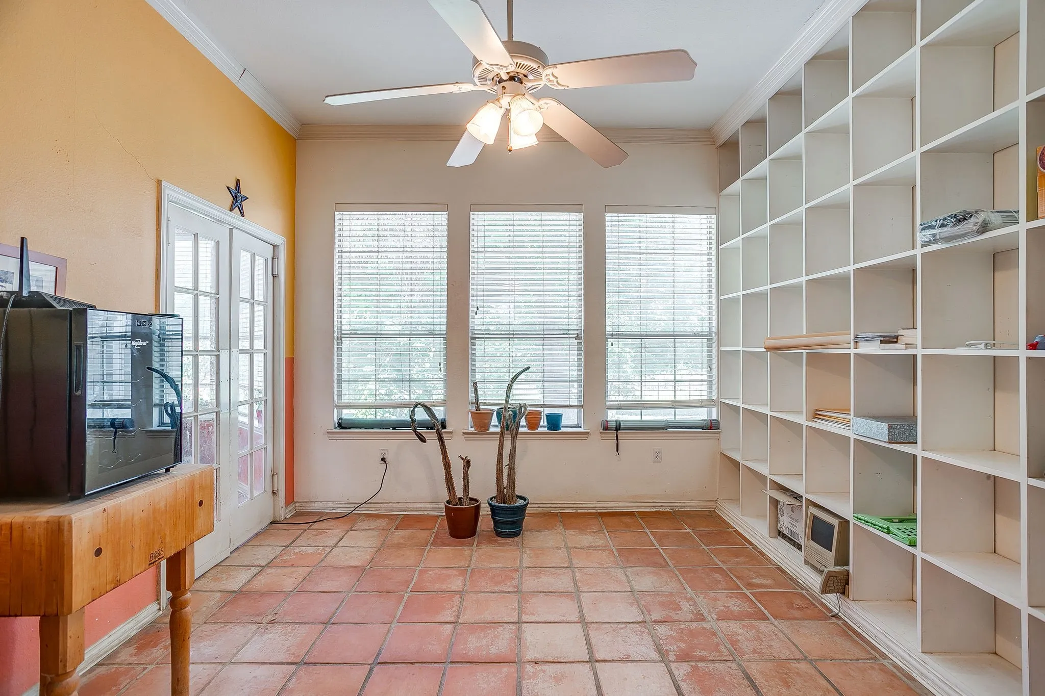 Single Family Residence For Sale in Rockwall County , 831 Cullins Road, Rockwall, Texas 75032, 3 Bedroom, 3 Bathroom, 2 Garage spaces, 3,032 Sqft, built in 1995, Preowned, mls#21119590, Real Estate Agent in Rockwall, Homes For Sale in Rockwall county, Homes For Sale in Rockwall, Realtor in Rockwall Texas, Real Estate Brokerage Independent Realty Texas, Luminita Cordes Realtor